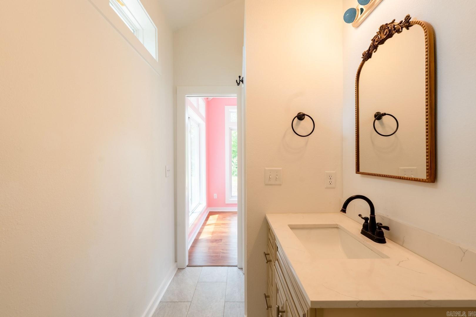 601 River Drive Property Photo 21