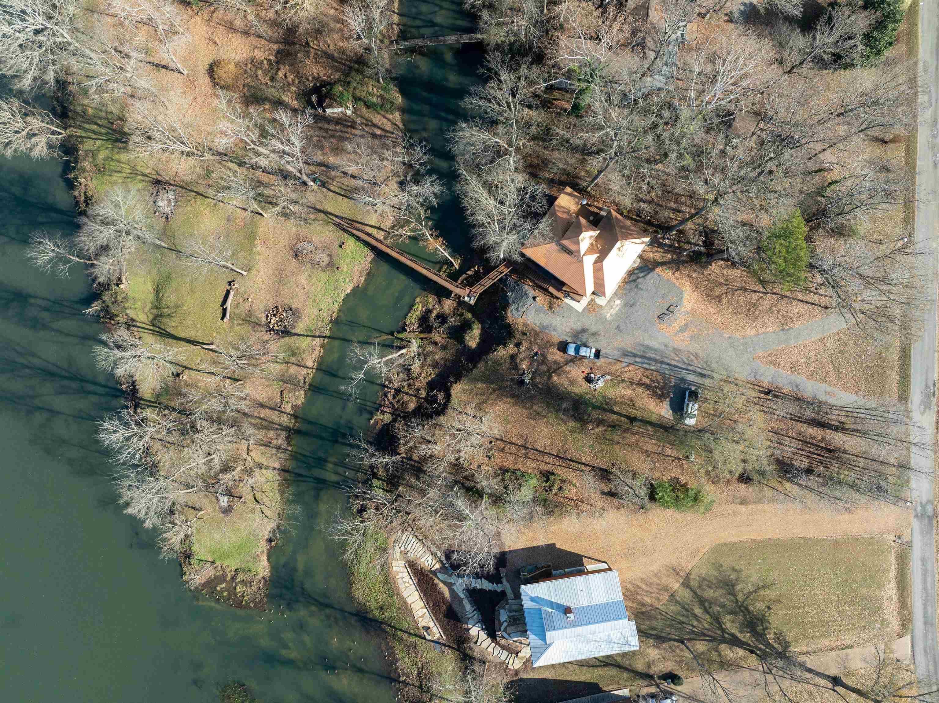 601 River Drive Property Photo 41