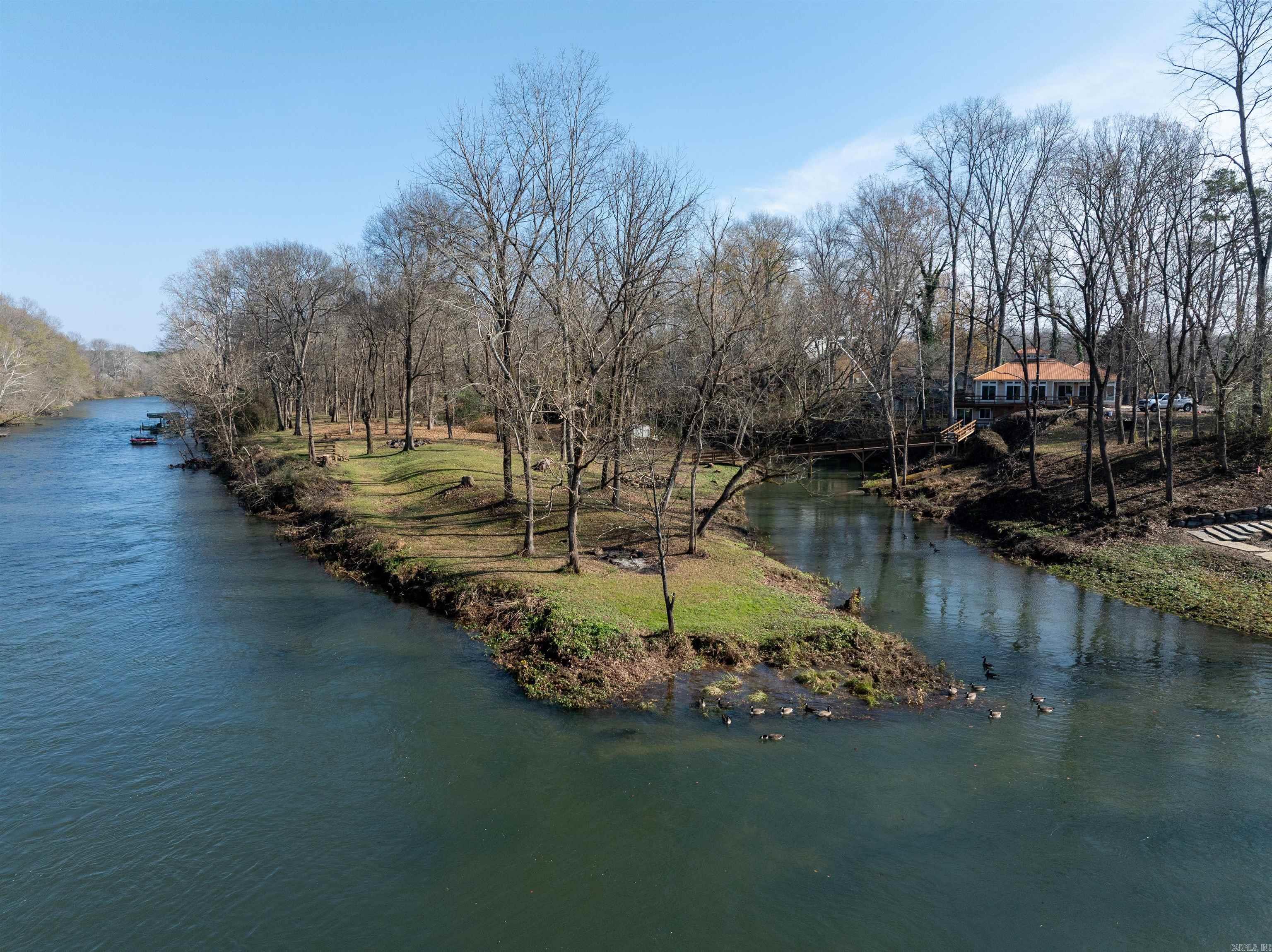 601 River Drive Property Photo 43