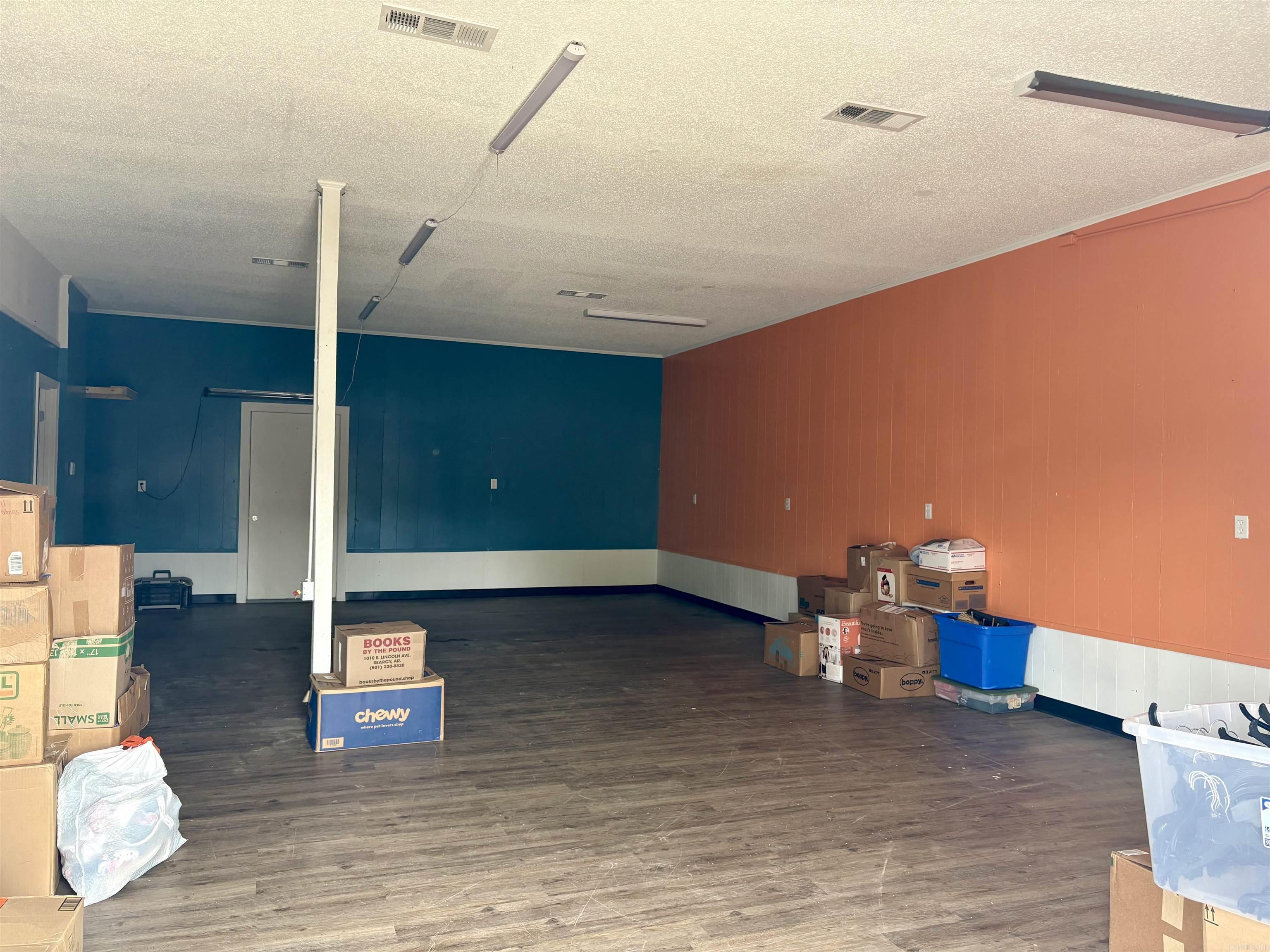 1898 E Market Street Property Photo 10