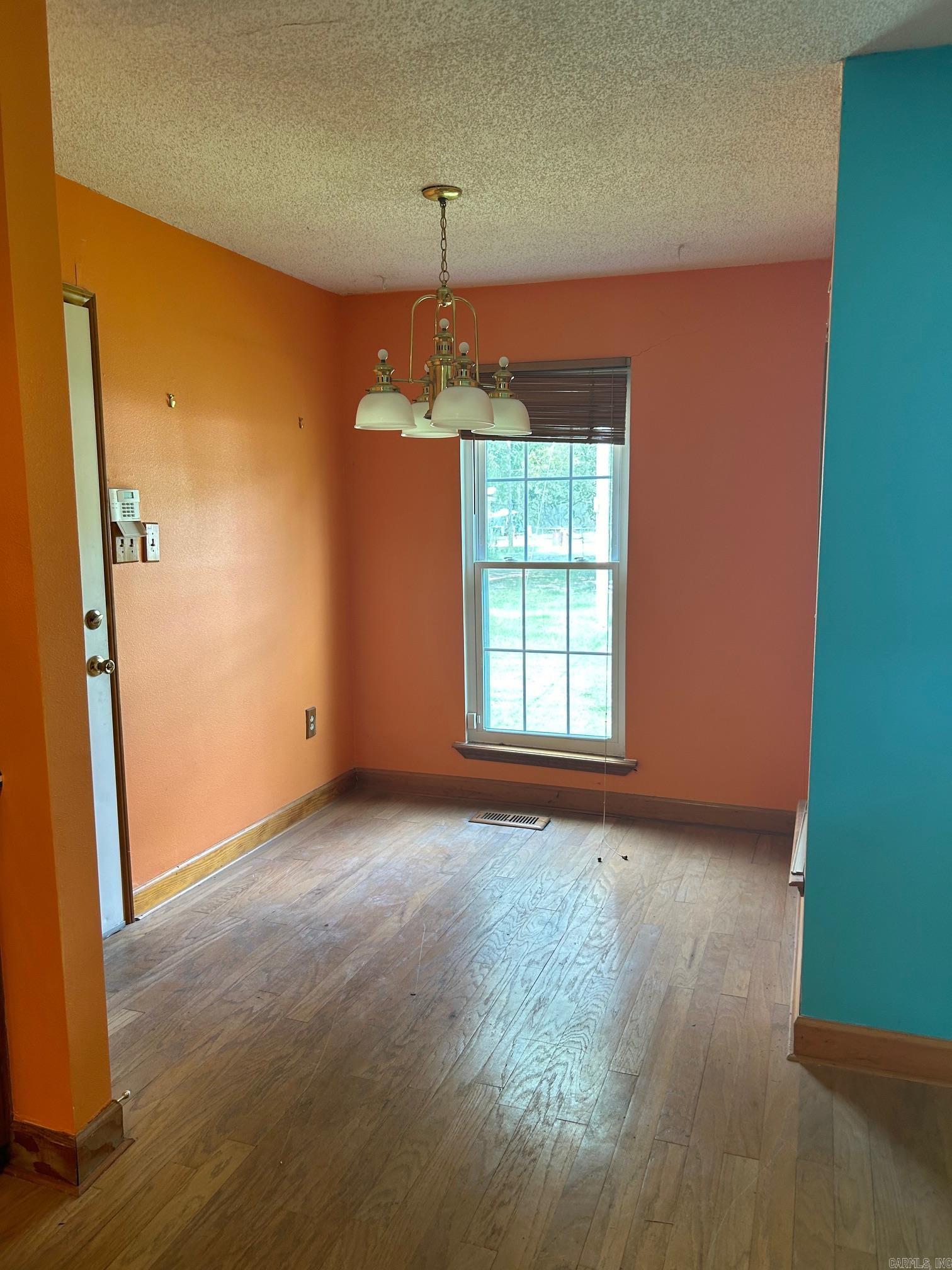 3629 Williams Road Property Photo 6