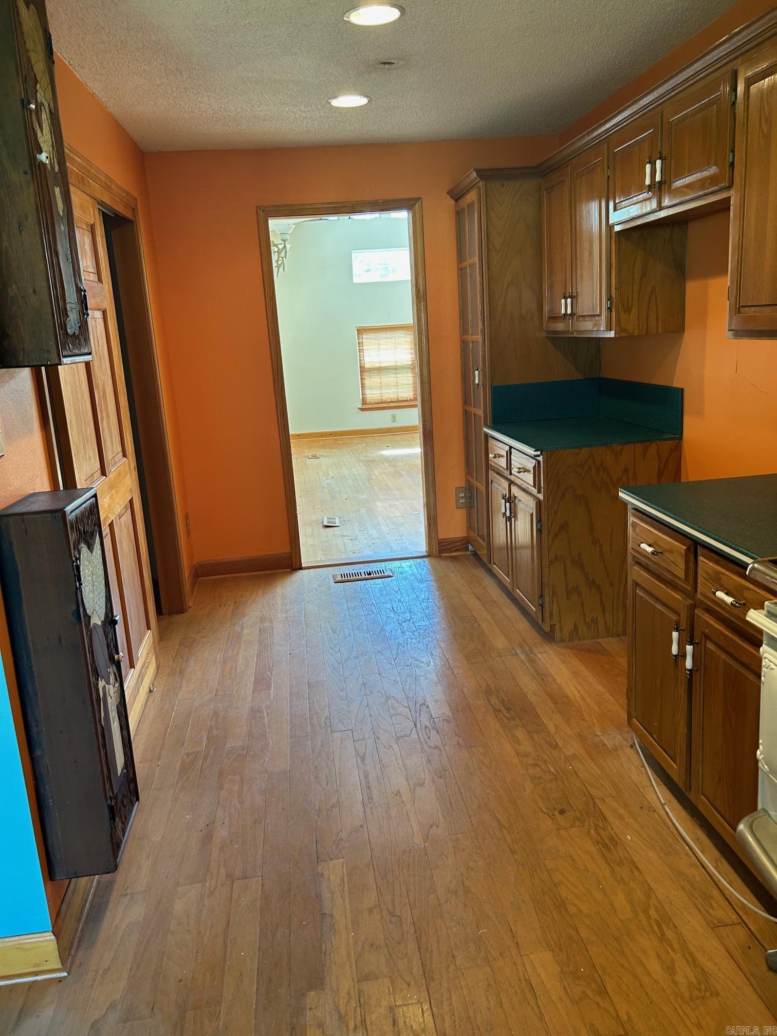 3629 Williams Road Property Photo 9