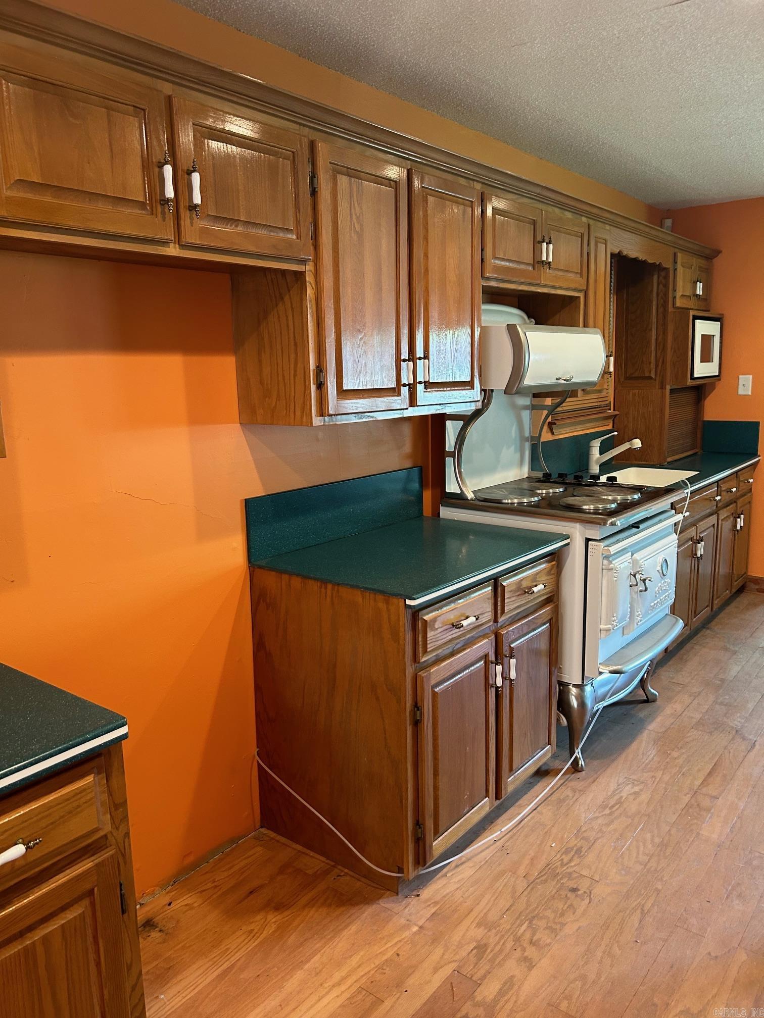 3629 Williams Road Property Photo 11