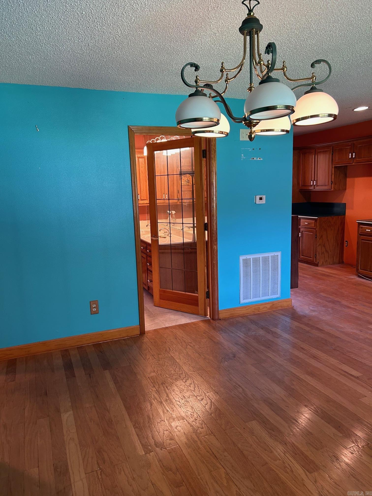 3629 Williams Road Property Photo 16