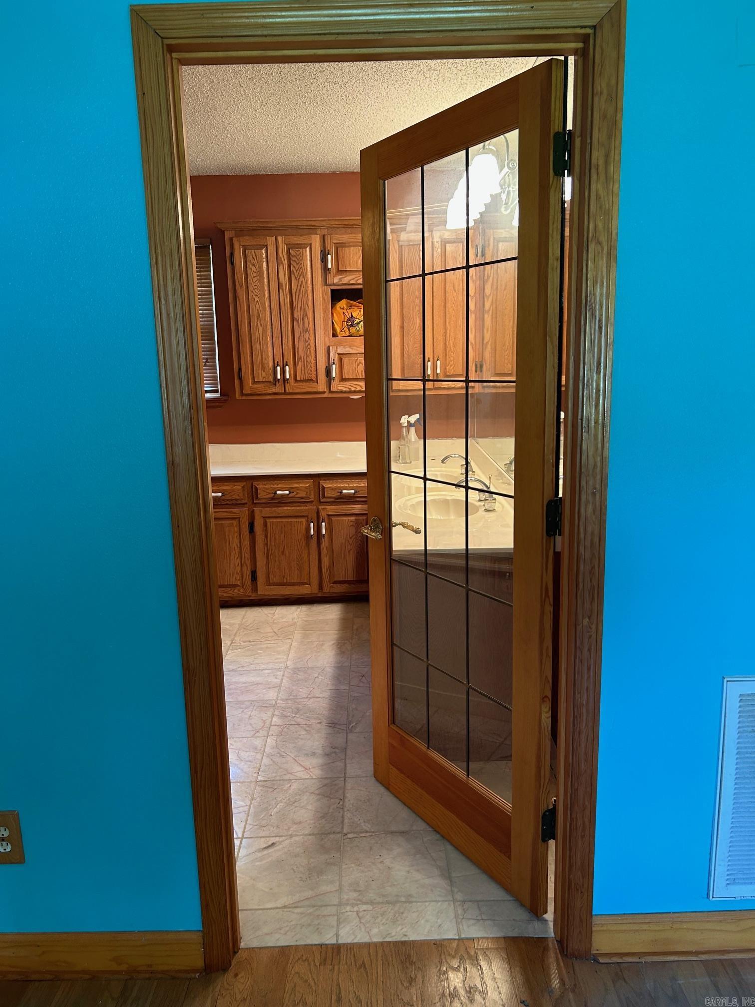 3629 Williams Road Property Photo 17