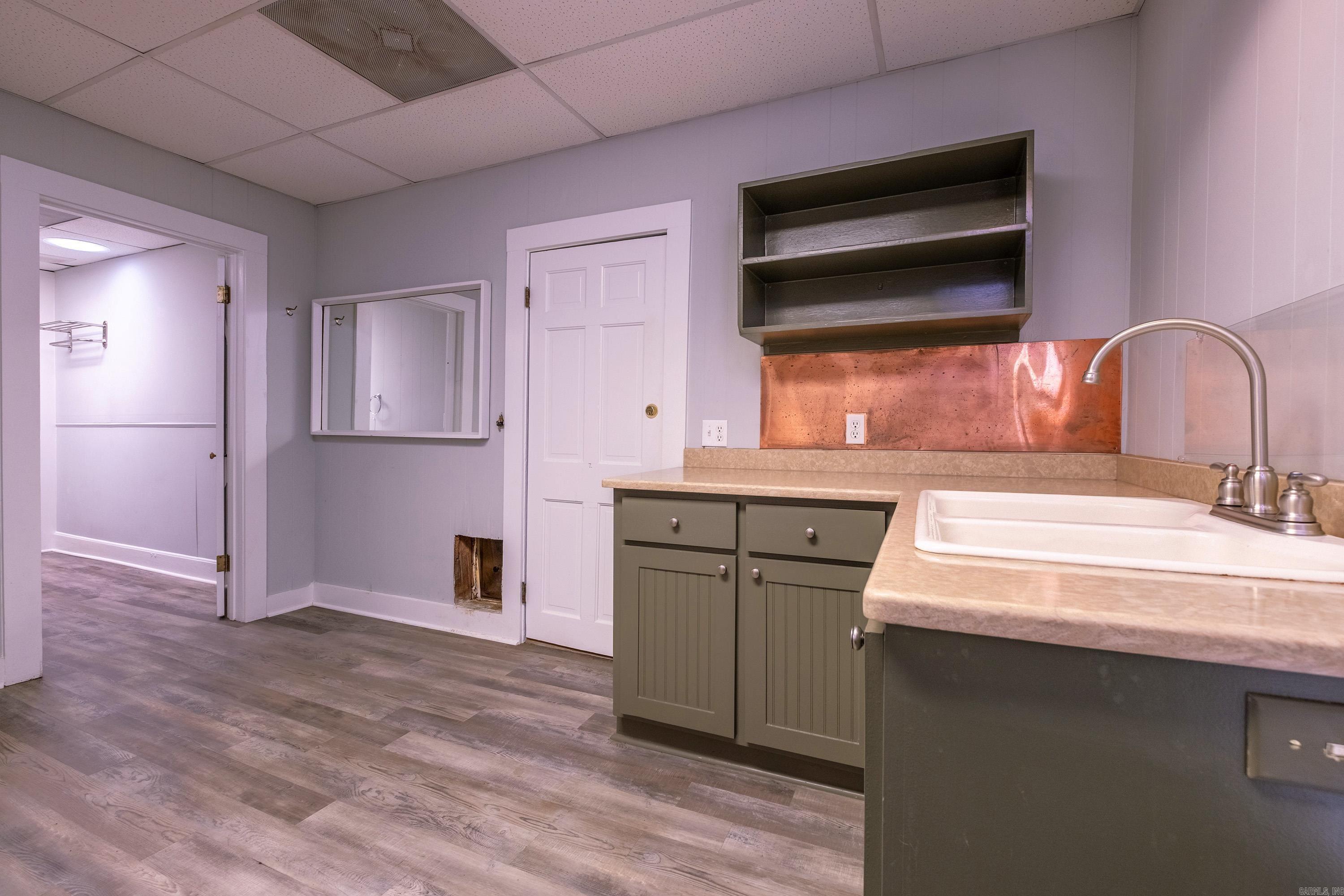 1150 Clifton Property Photo 3