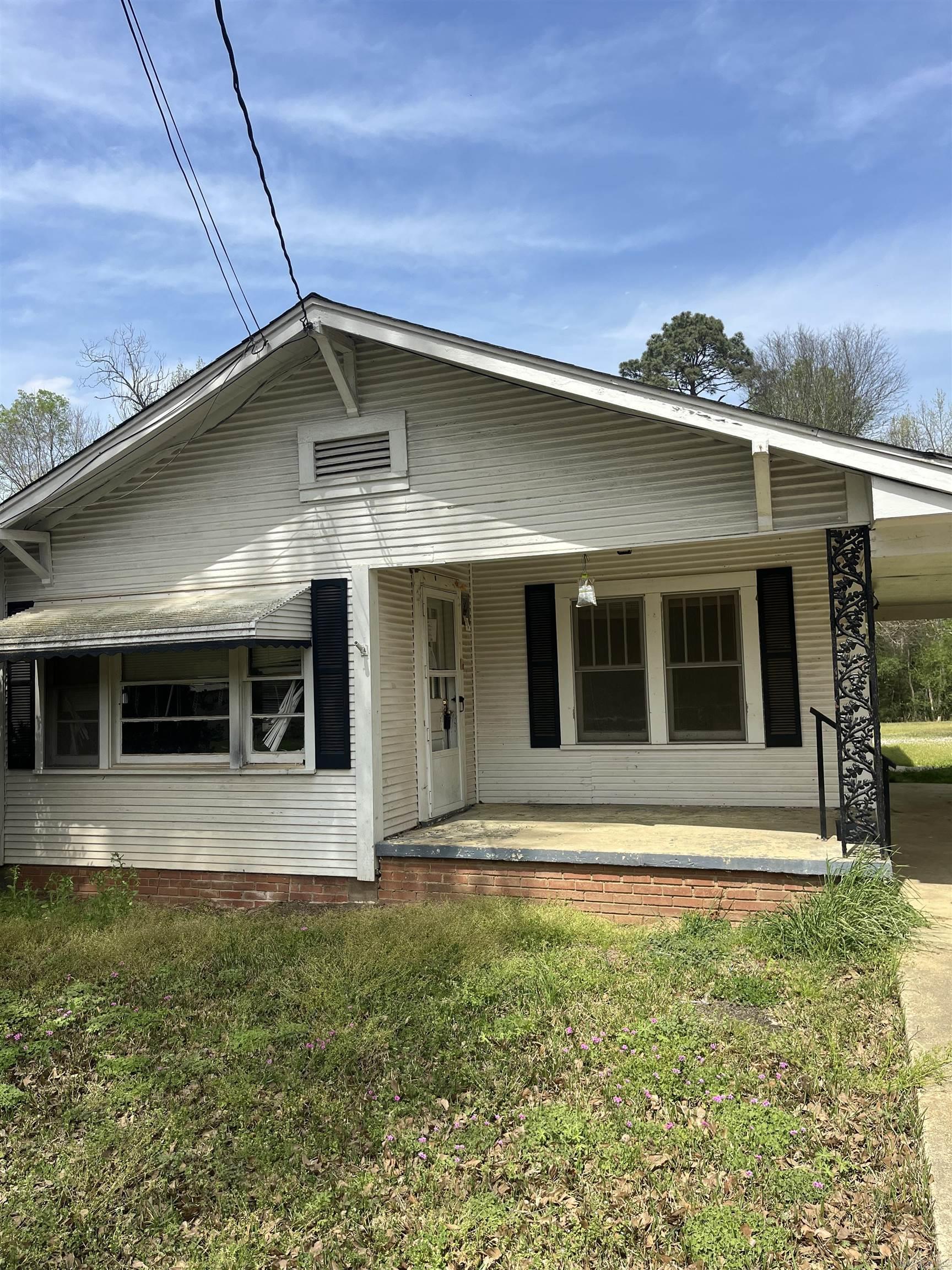 306 Park Lane Property Photo 1