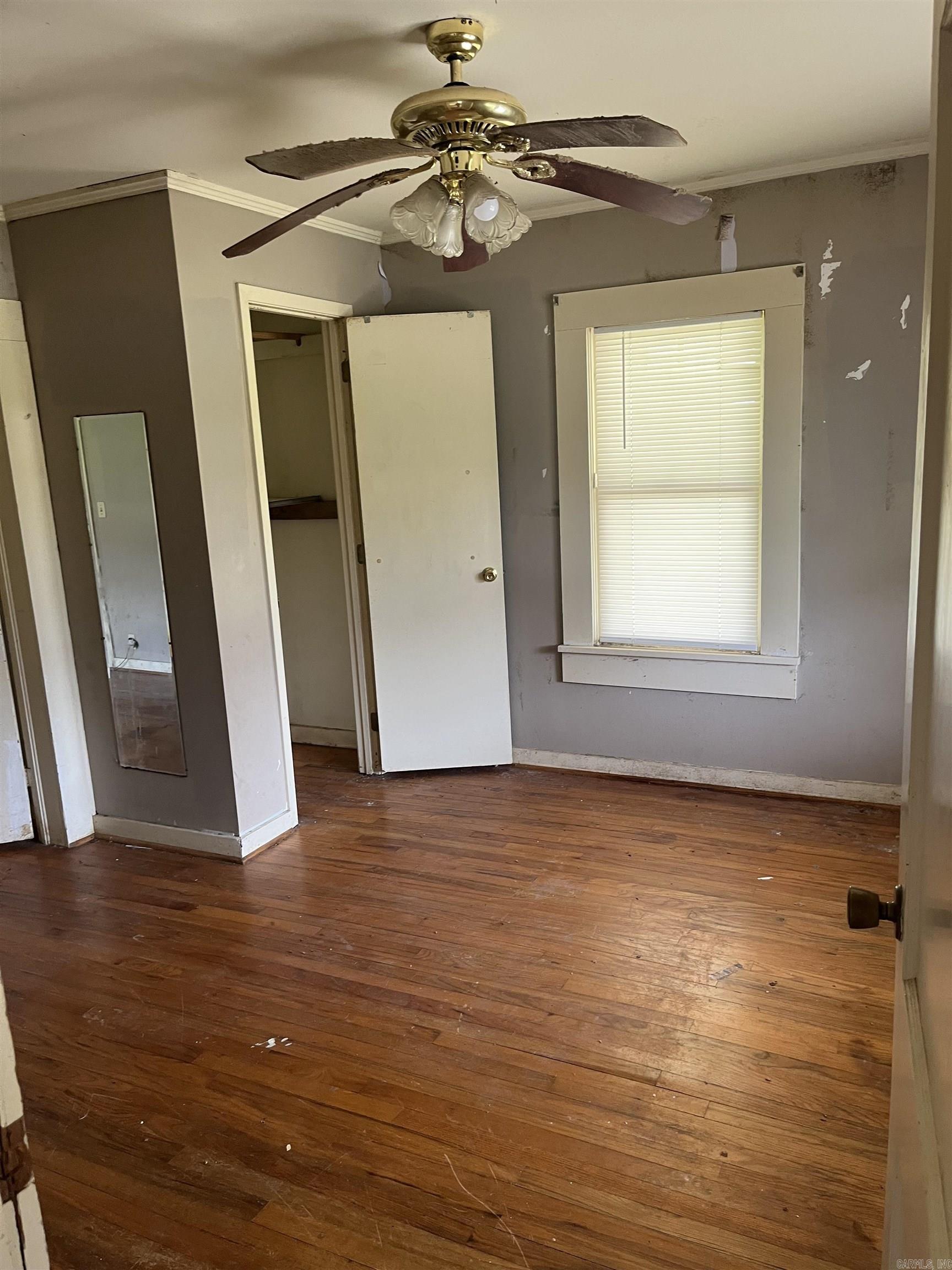 306 Park Lane Property Photo 4