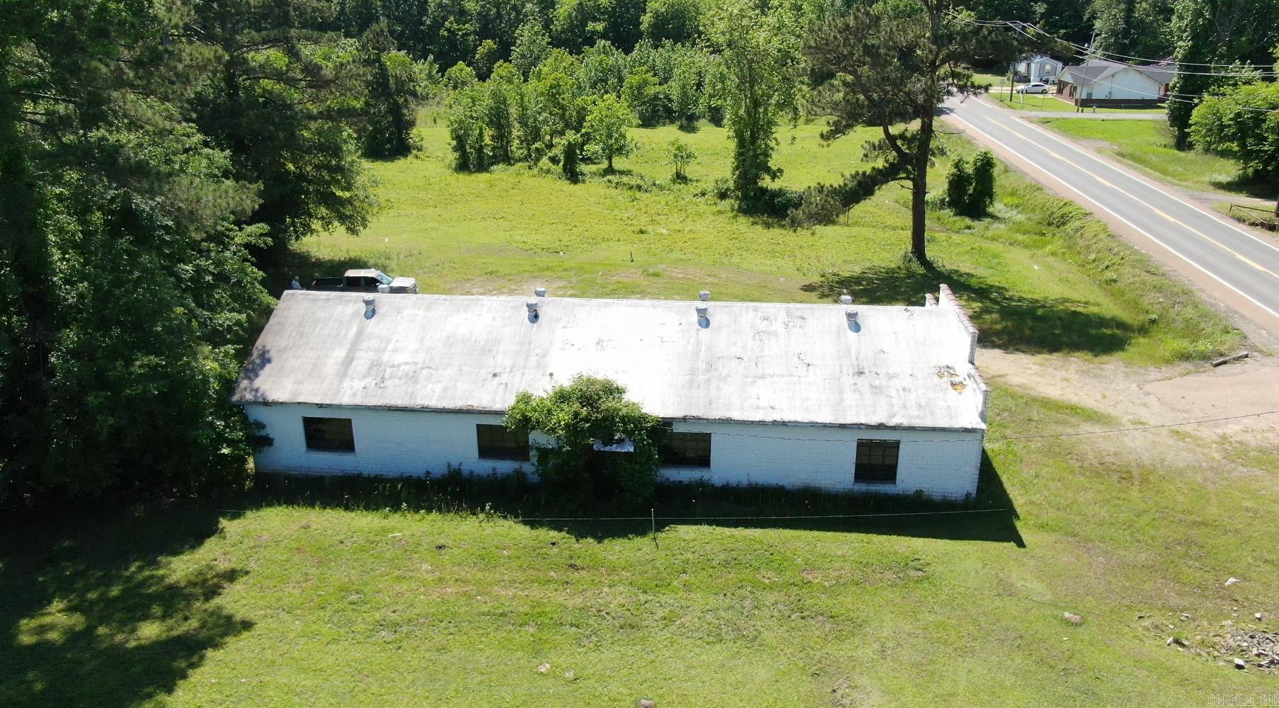 1213 W Central Property Photo 1