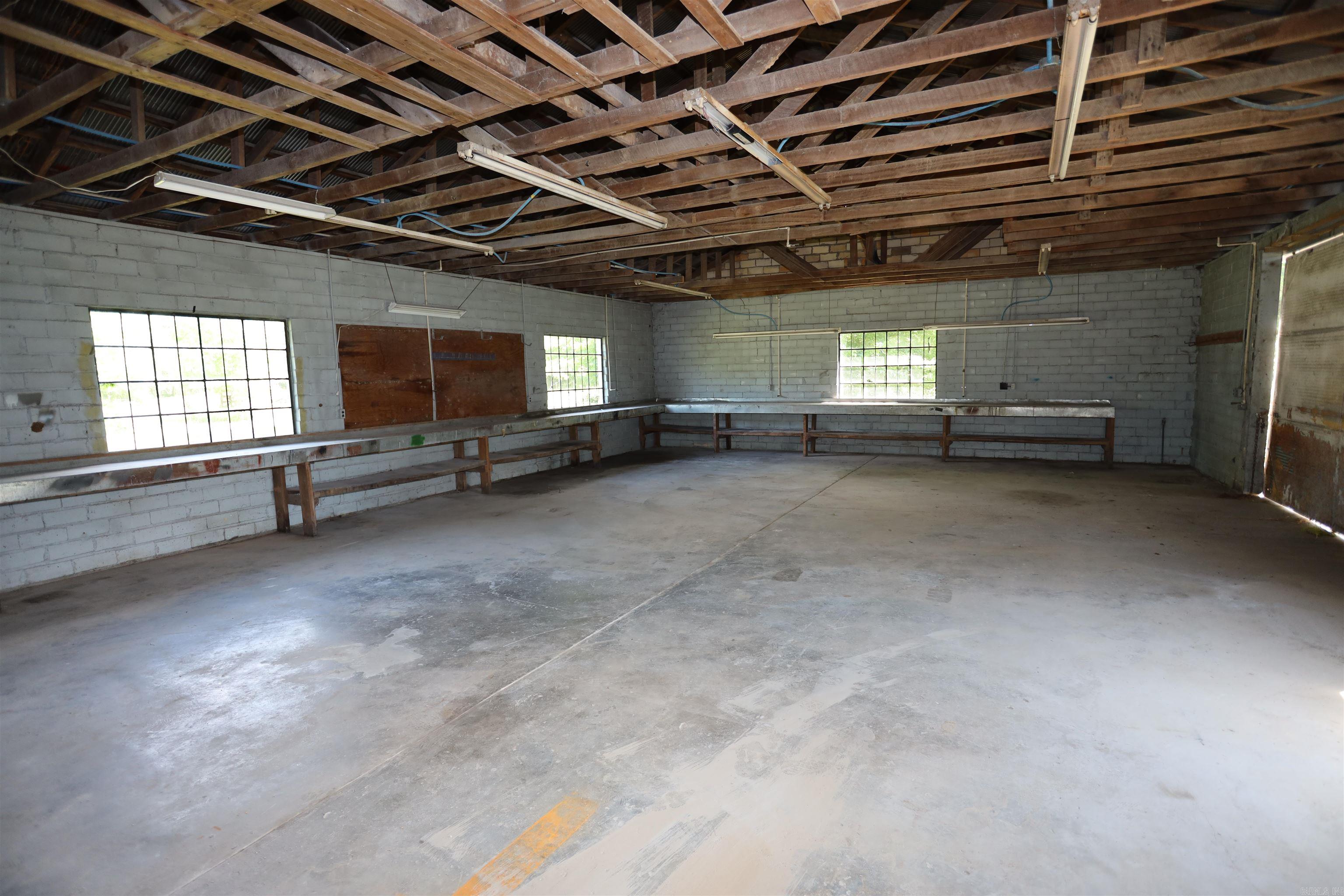 1213 W Central Property Photo 11