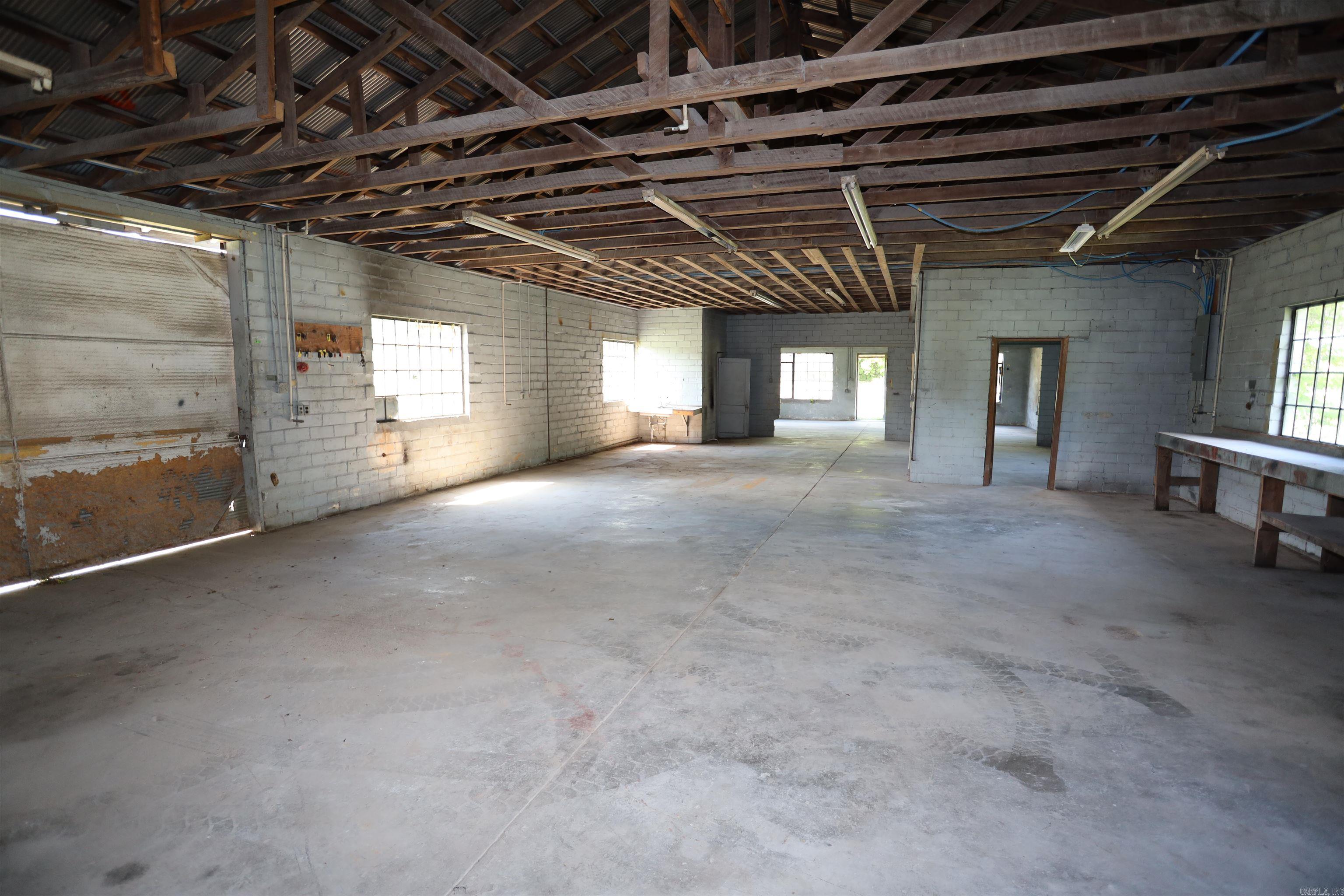 1213 W Central Property Photo 13
