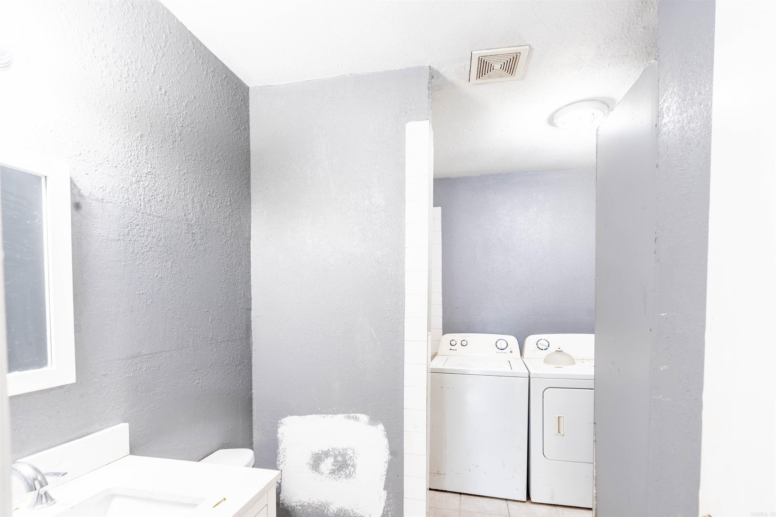 212 N Pine St Property Photo 13