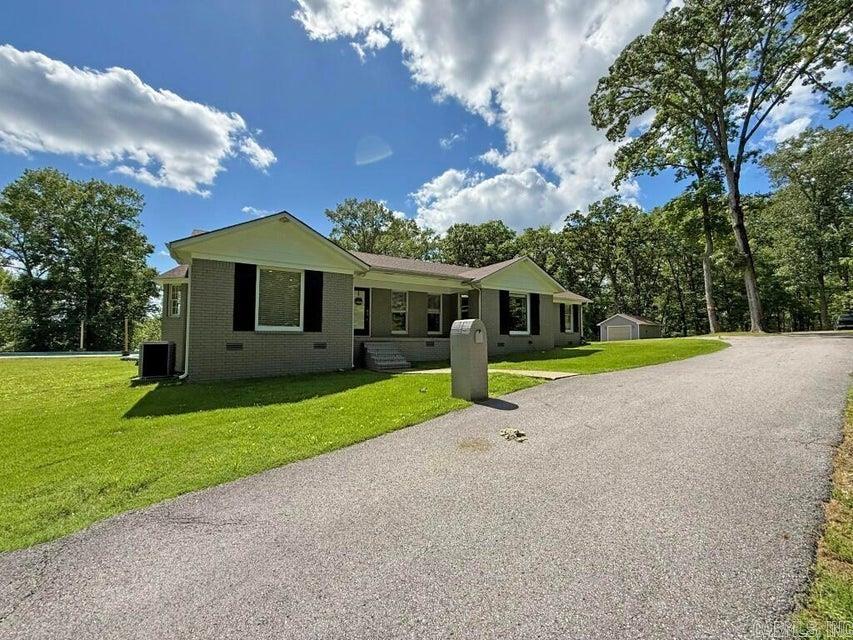 985 Gap Road Property Photo 1
