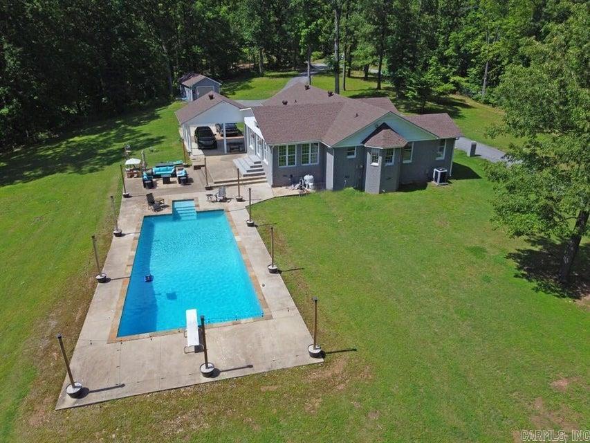 985 Gap Road Property Photo 4
