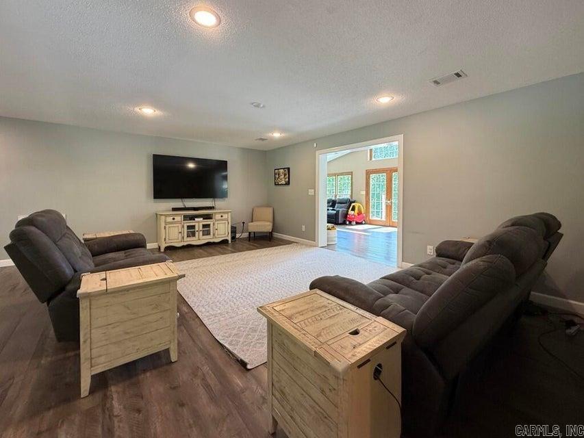985 Gap Road Property Photo 10