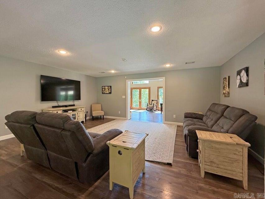 985 Gap Road Property Photo 12