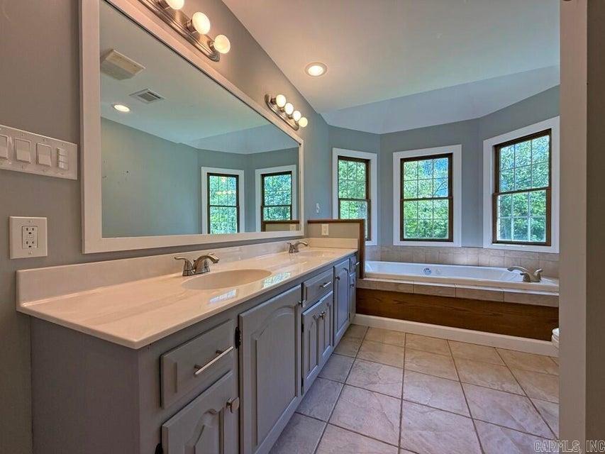 985 Gap Road Property Photo 18