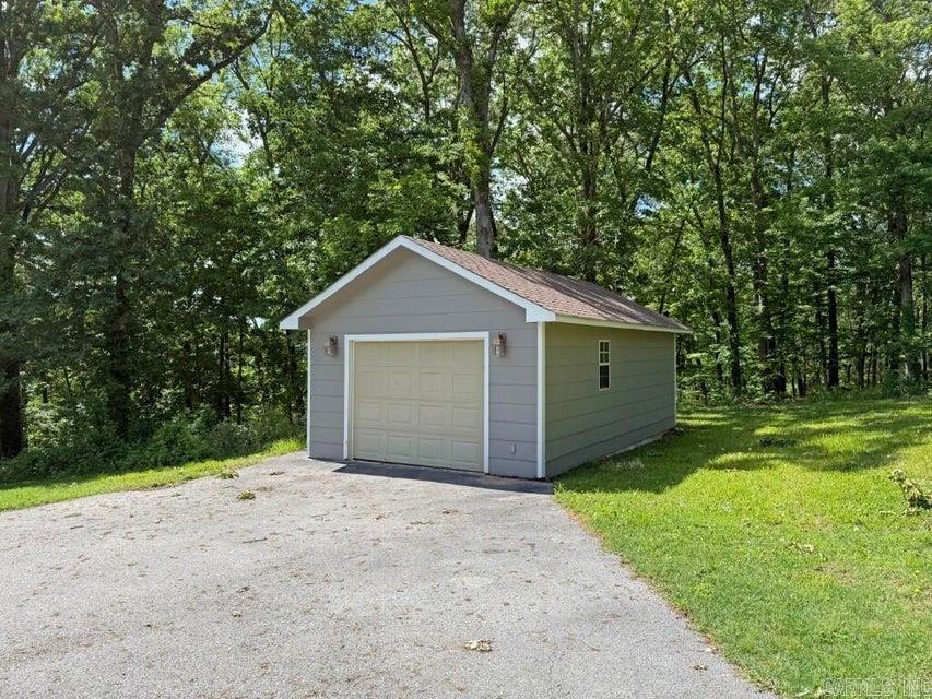 985 Gap Road Property Photo 39