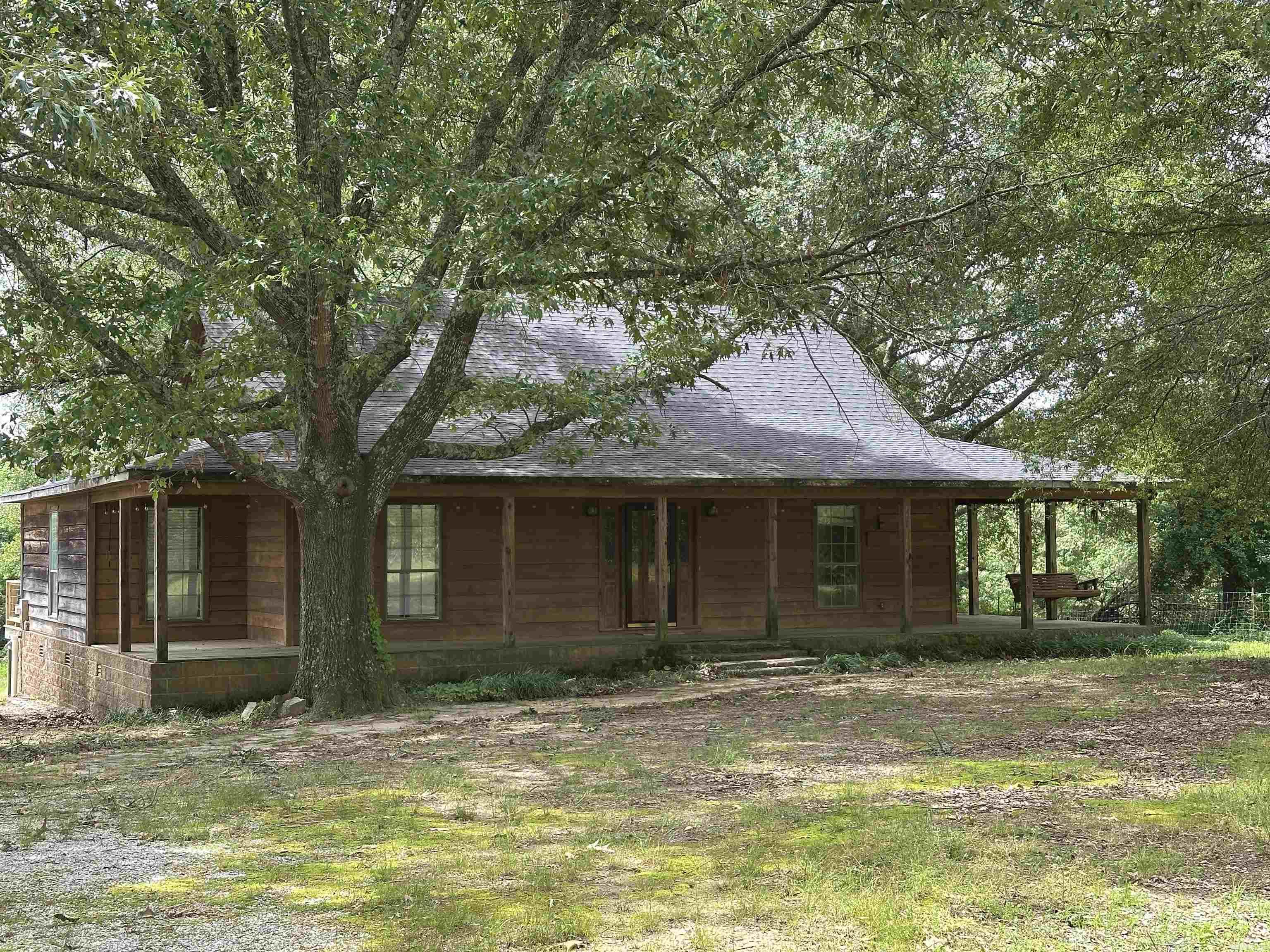 1966 Thomas Loop Property Photo 1