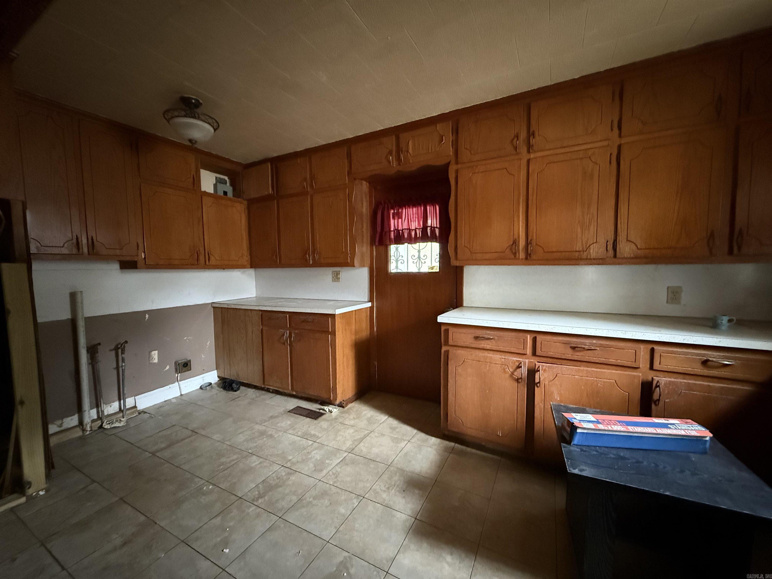 947 Cherry Street Property Photo 8