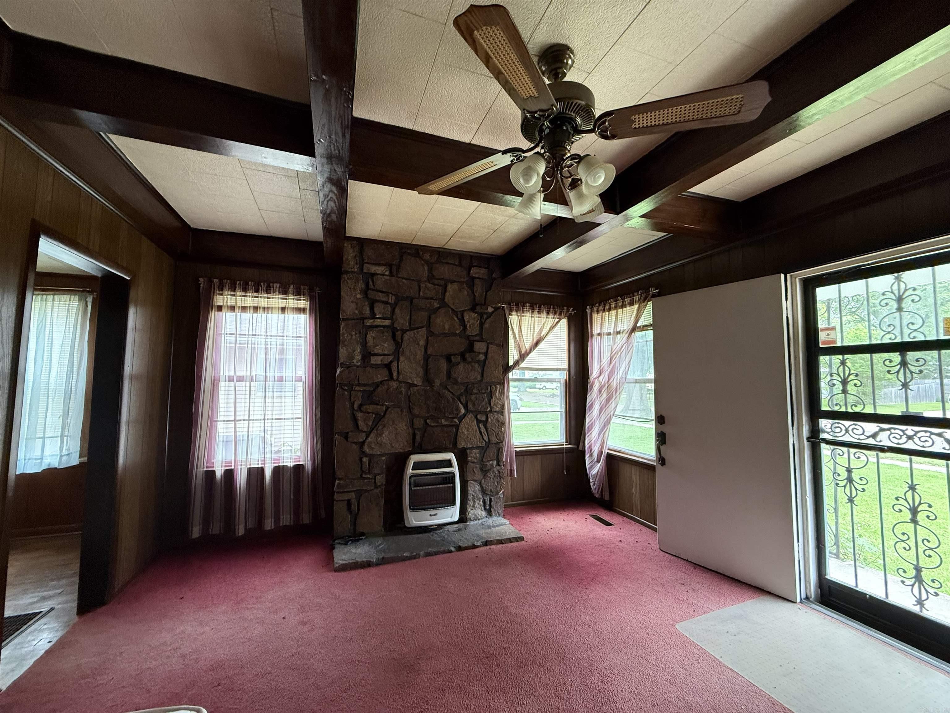 947 Cherry Street Property Photo 9