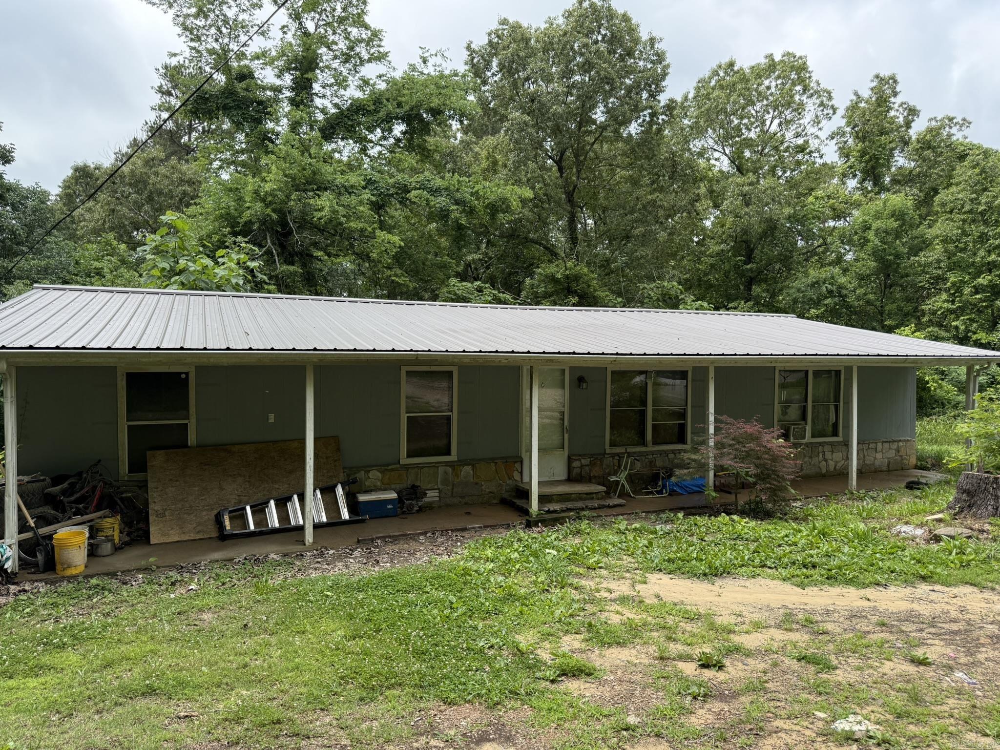 68 Davis Drive Property Photo 1