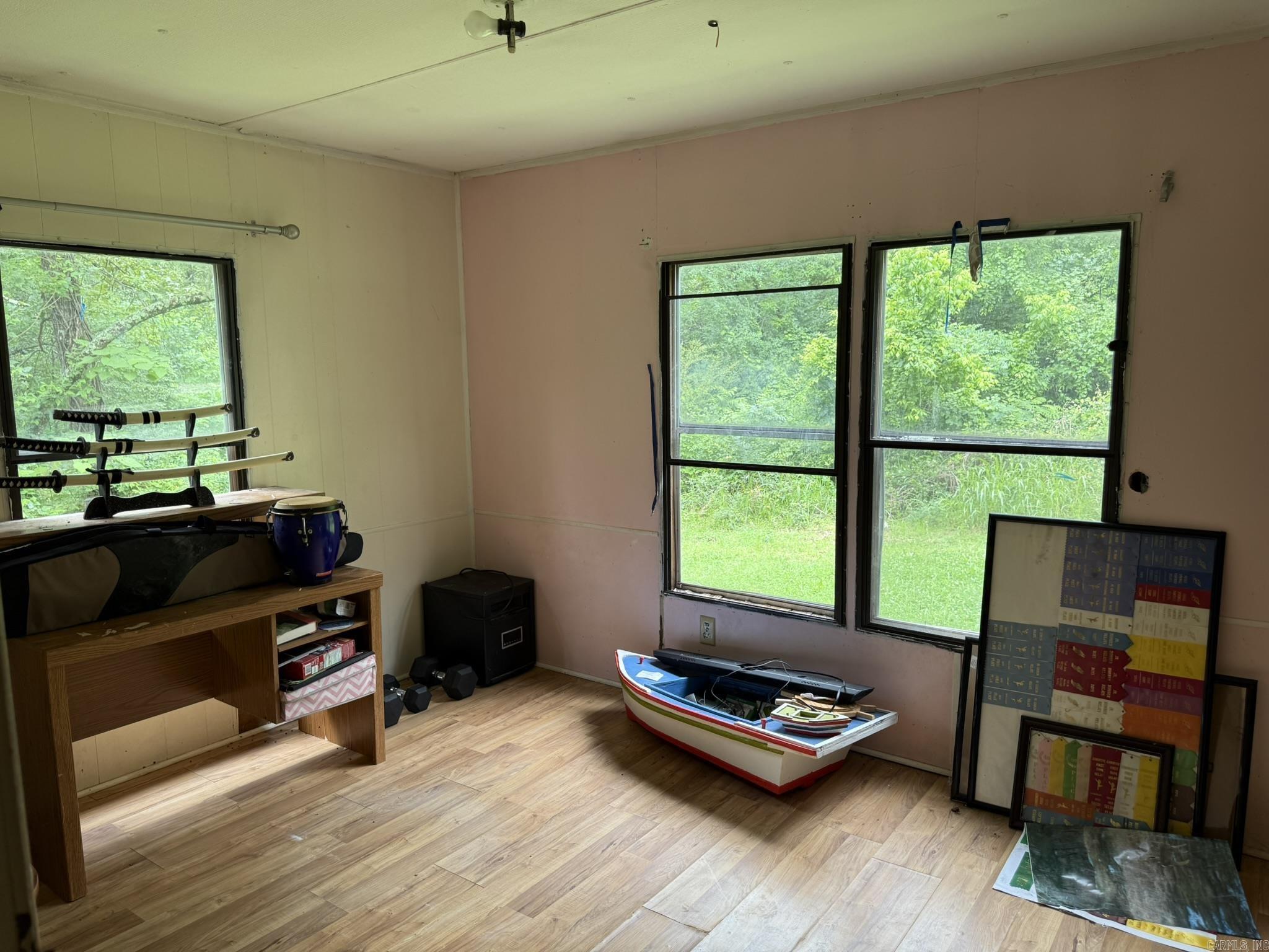 68 Davis Drive Property Photo 5