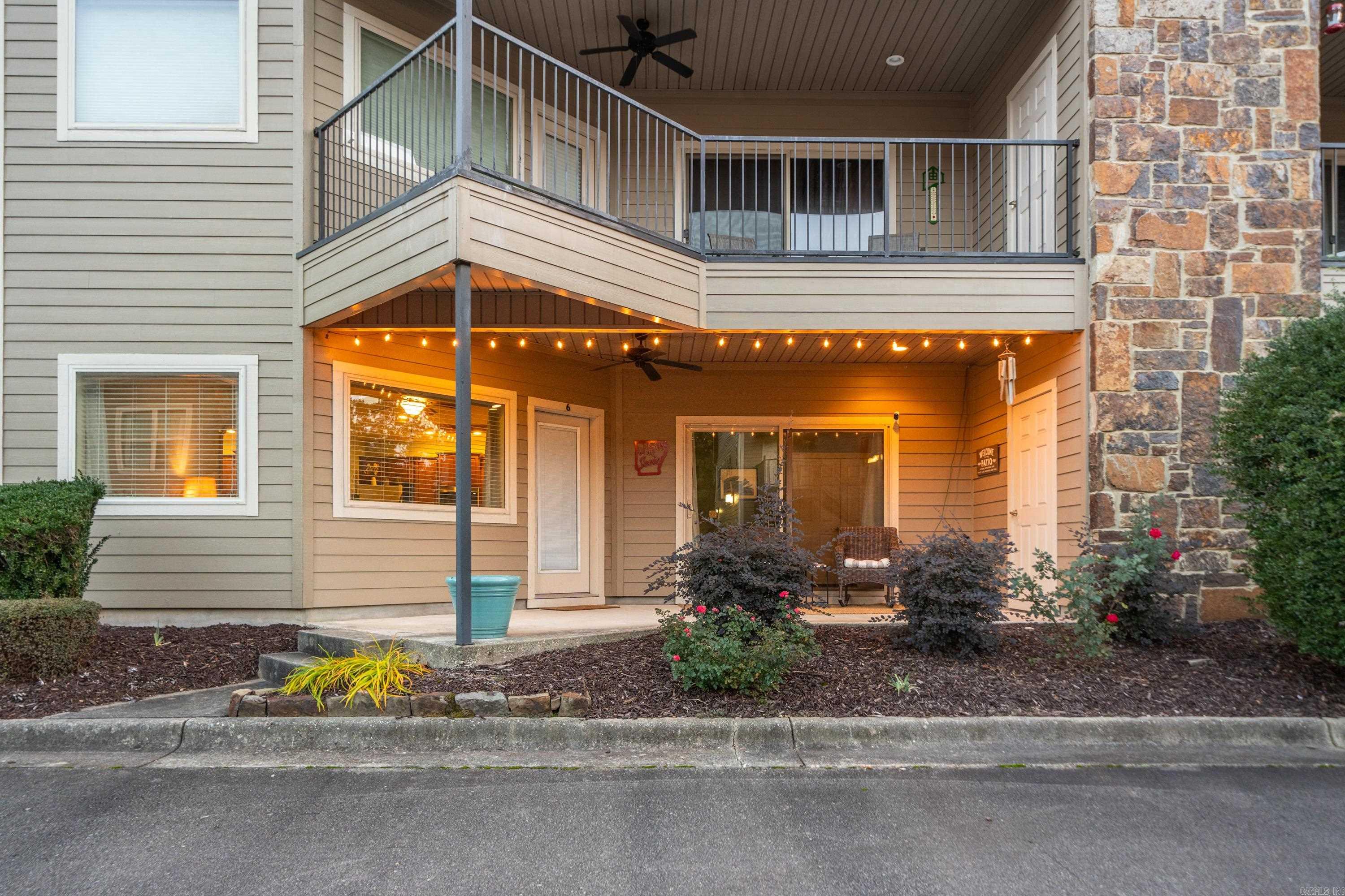 640 Ariridge Road D6 Property Image