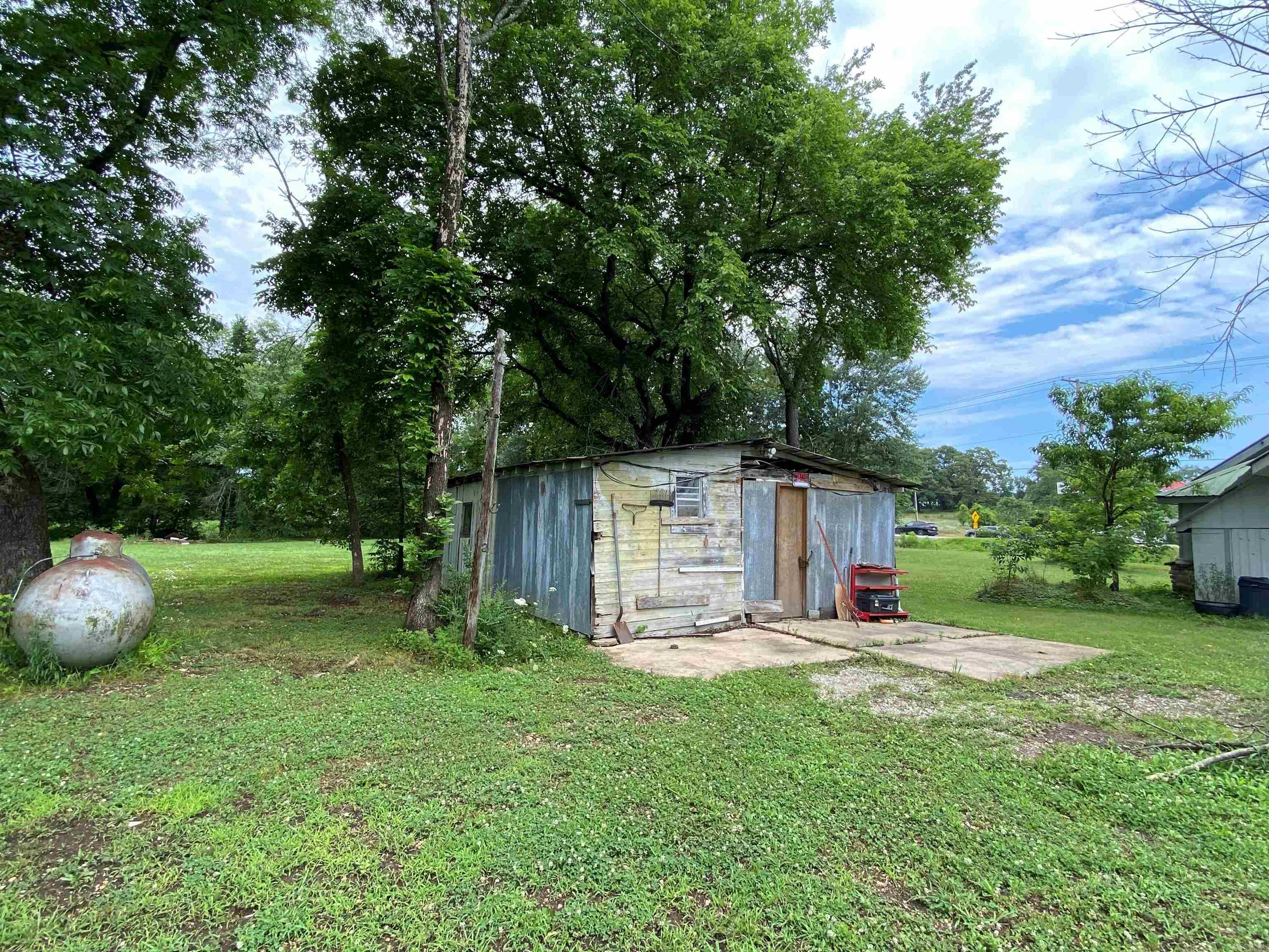 325 N Hwy 65 Property Photo 37