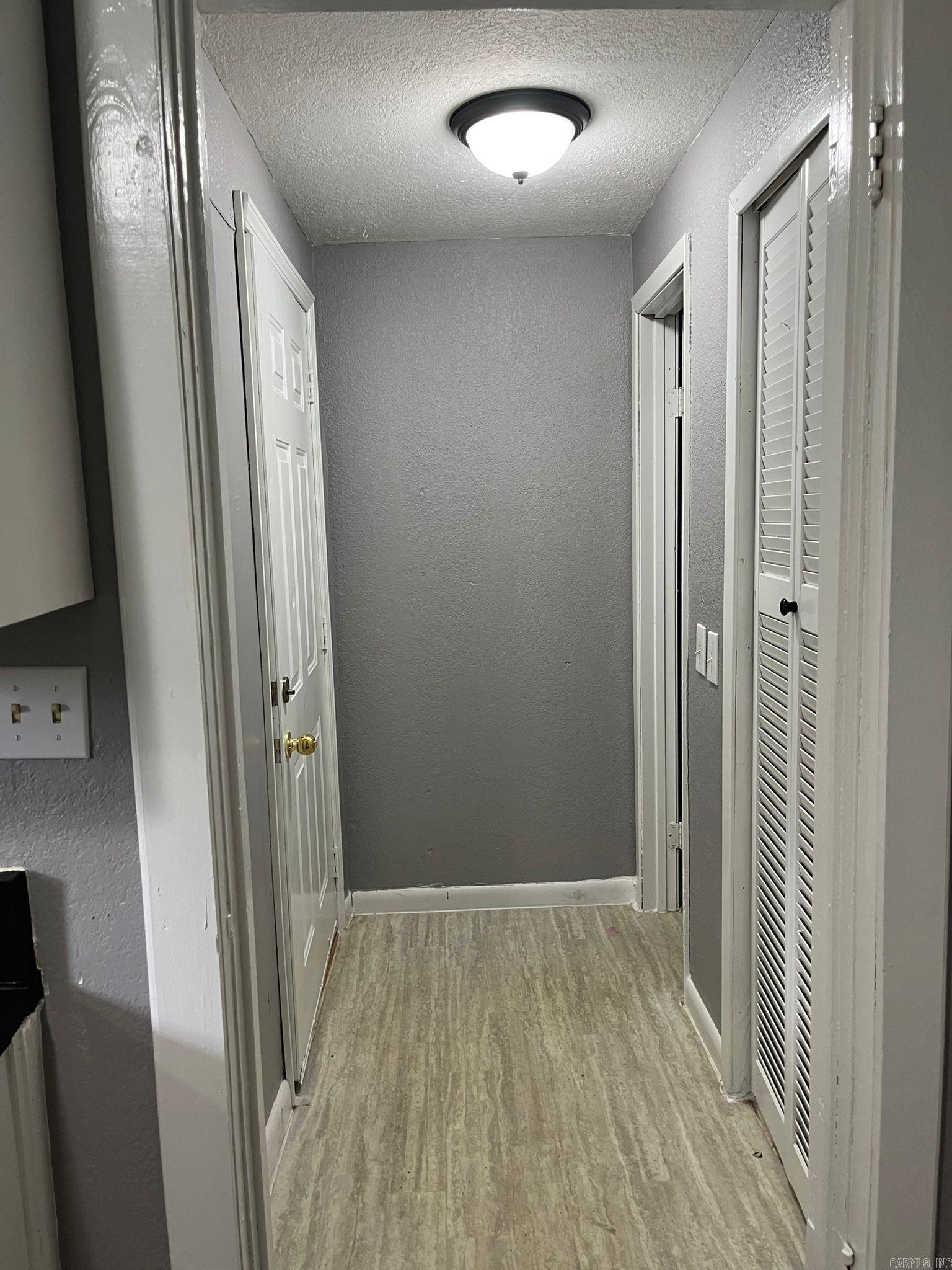 223 W Highland Avenue Property Photo 8