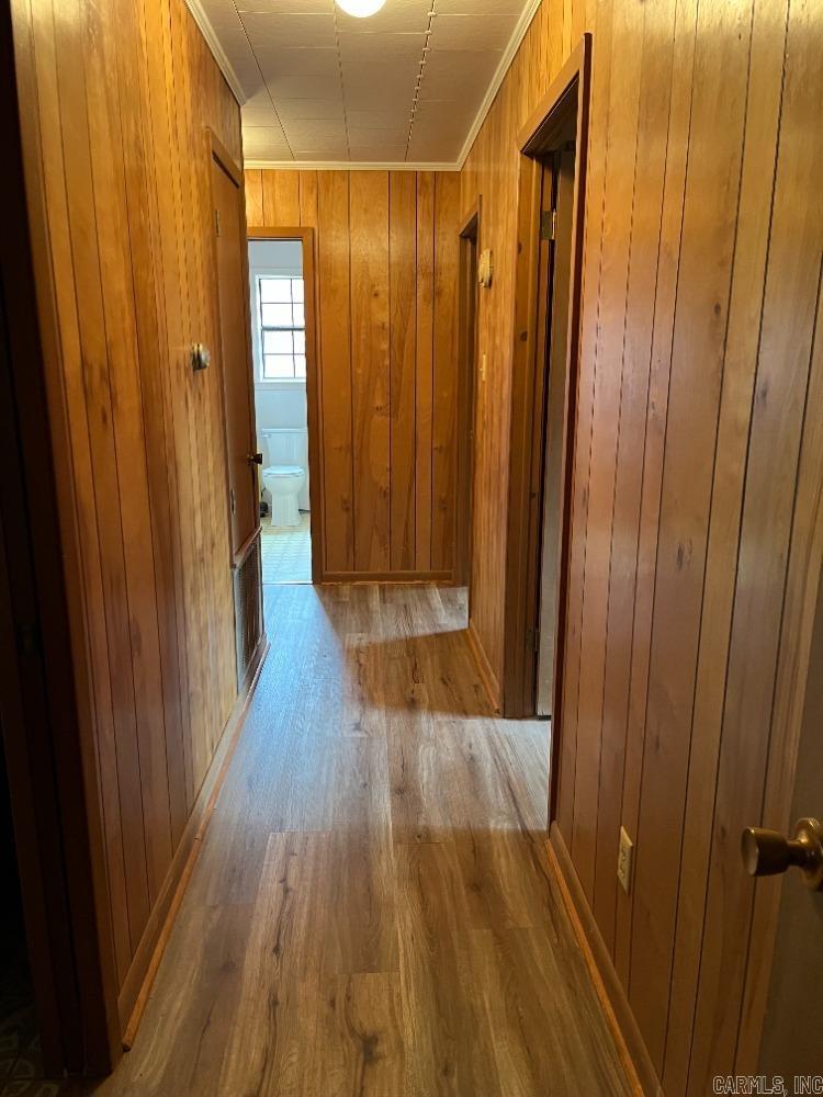 726 Carter St Property Photo 5