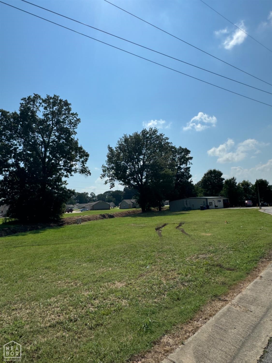 5201 Stadium Property Photo 1