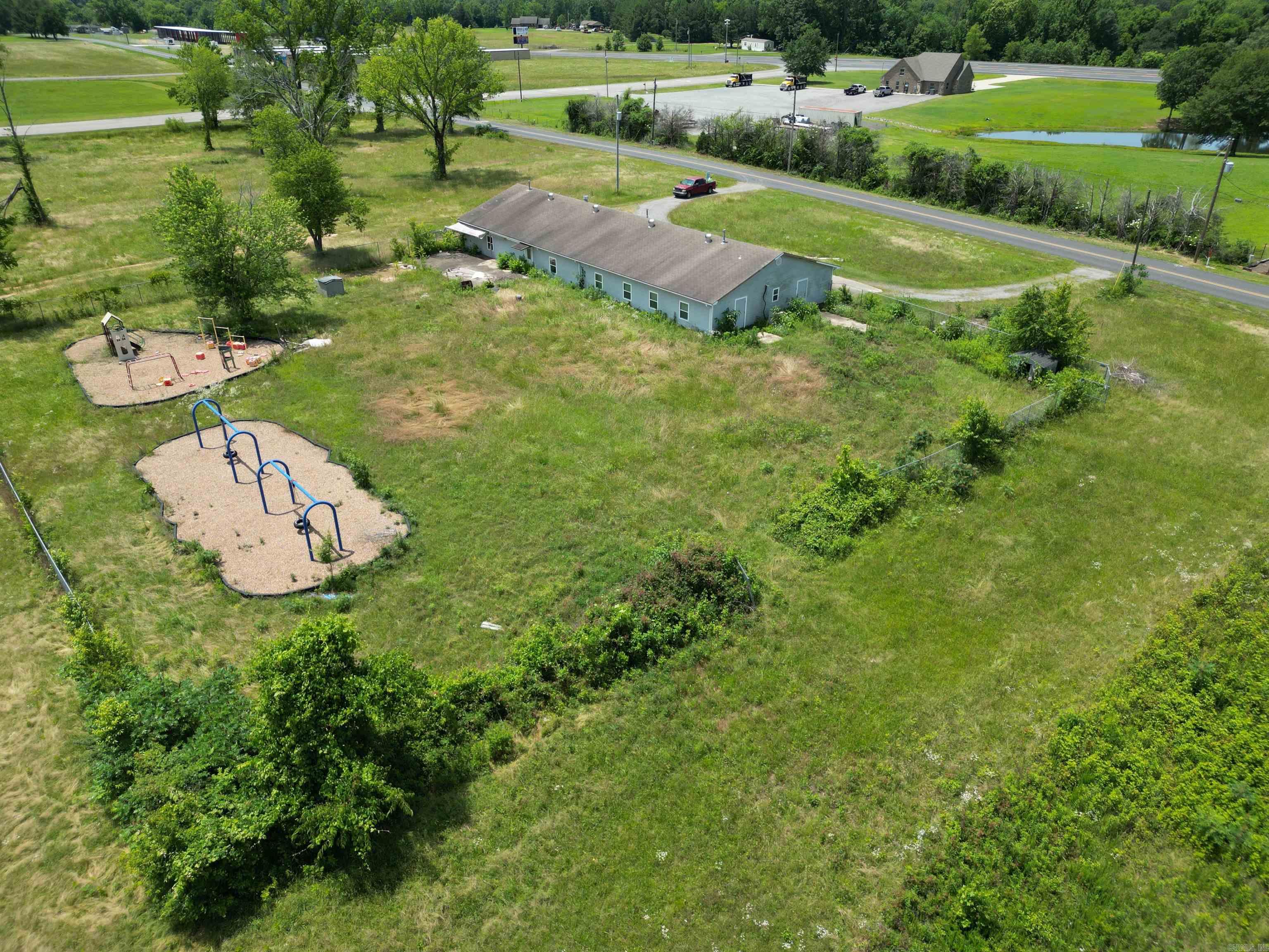 660 Pine Ridge Road Property Photo 3