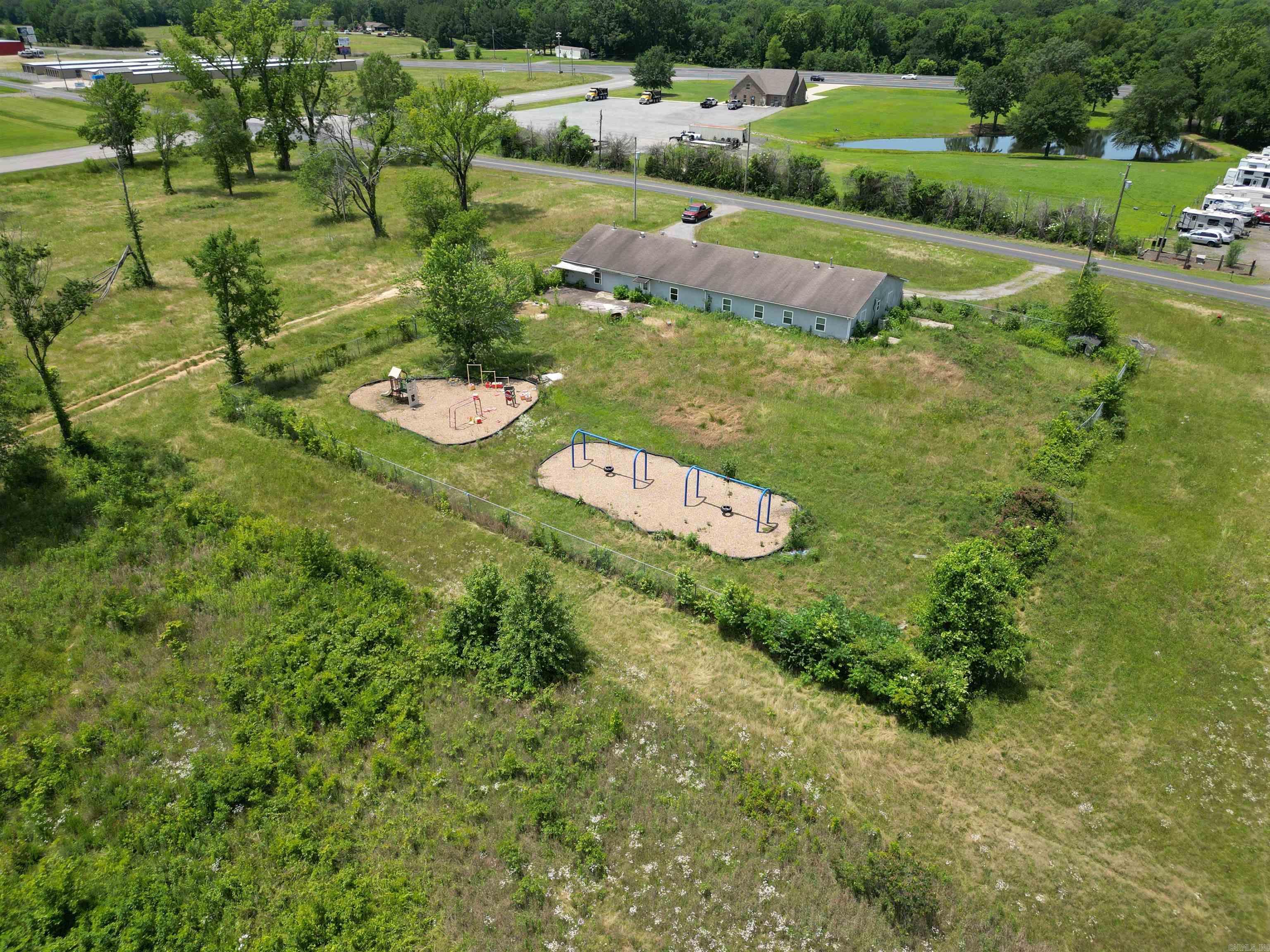 660 Pine Ridge Road Property Photo 4