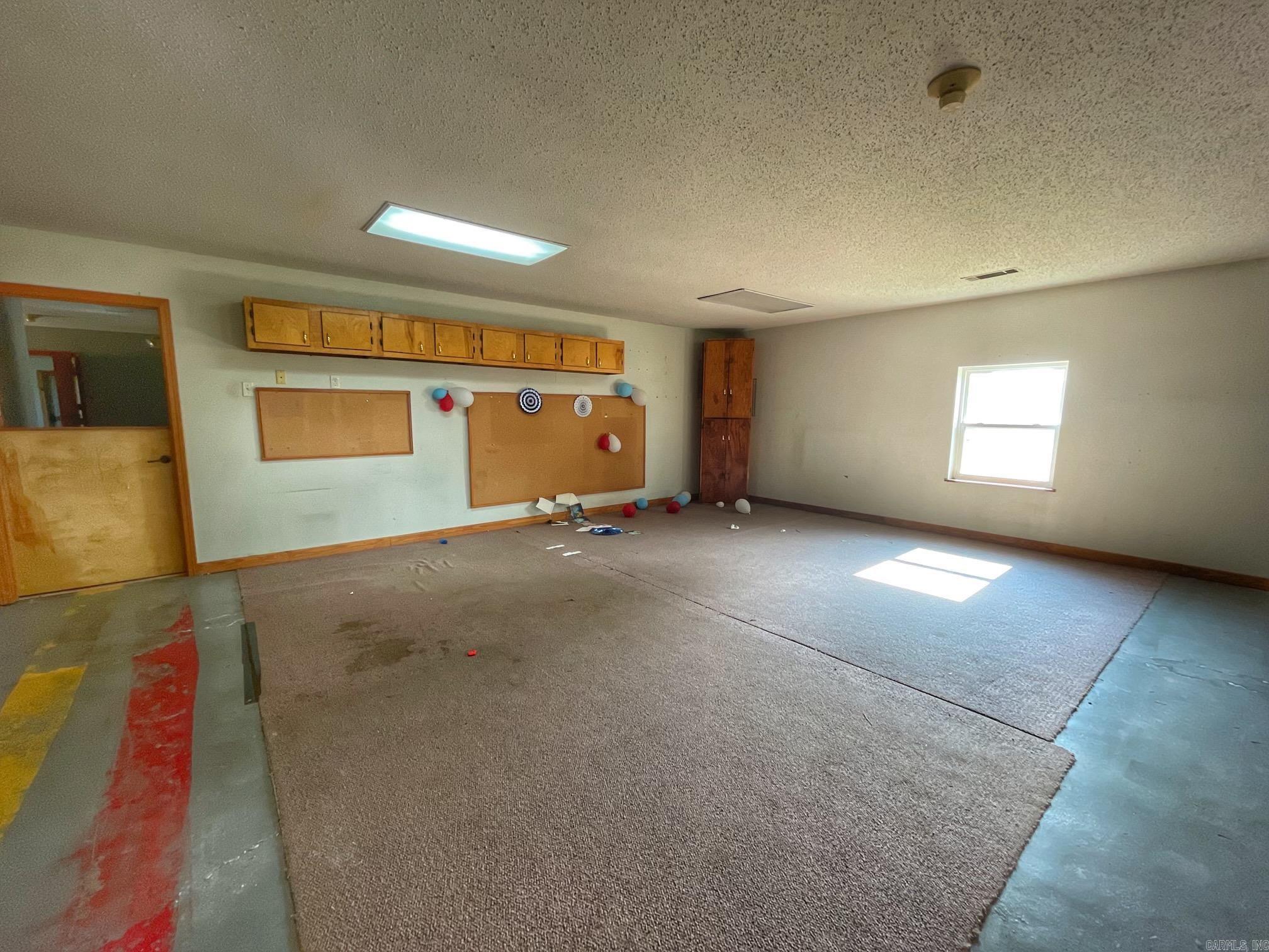 660 Pine Ridge Road Property Photo 5