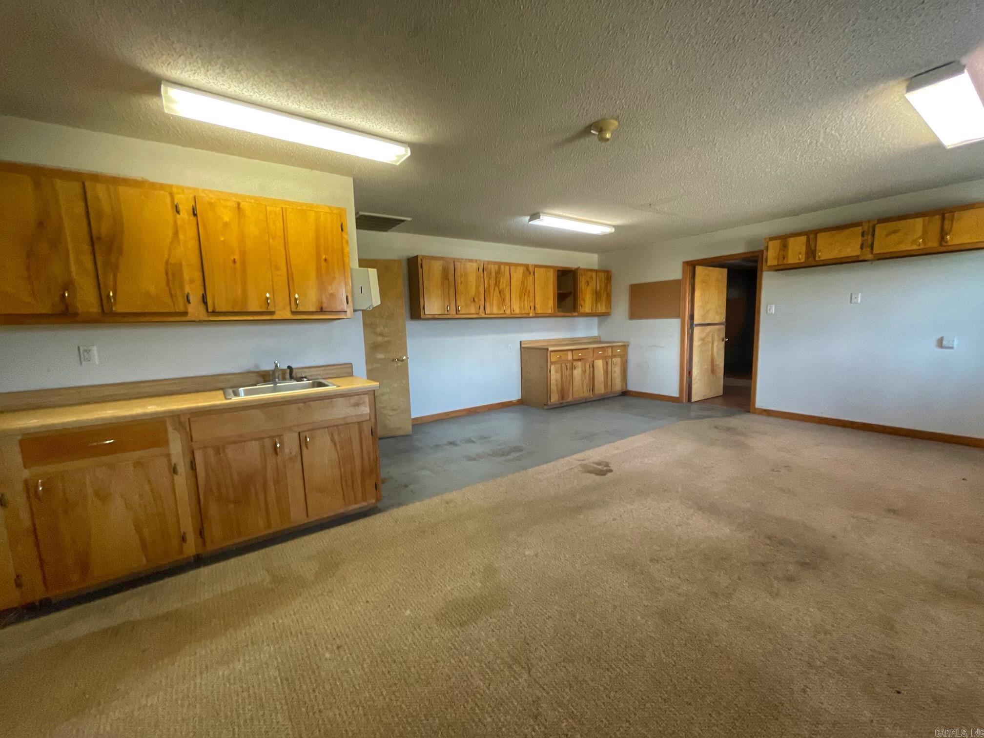 660 Pine Ridge Road Property Photo 6