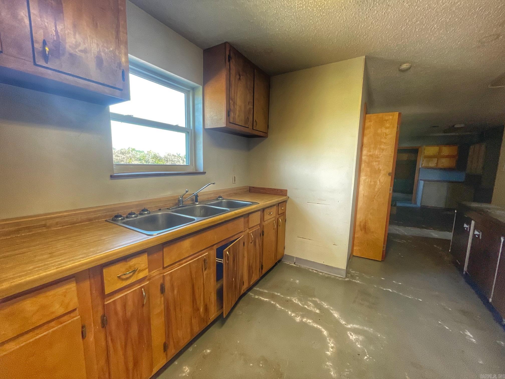 660 Pine Ridge Road Property Photo 13
