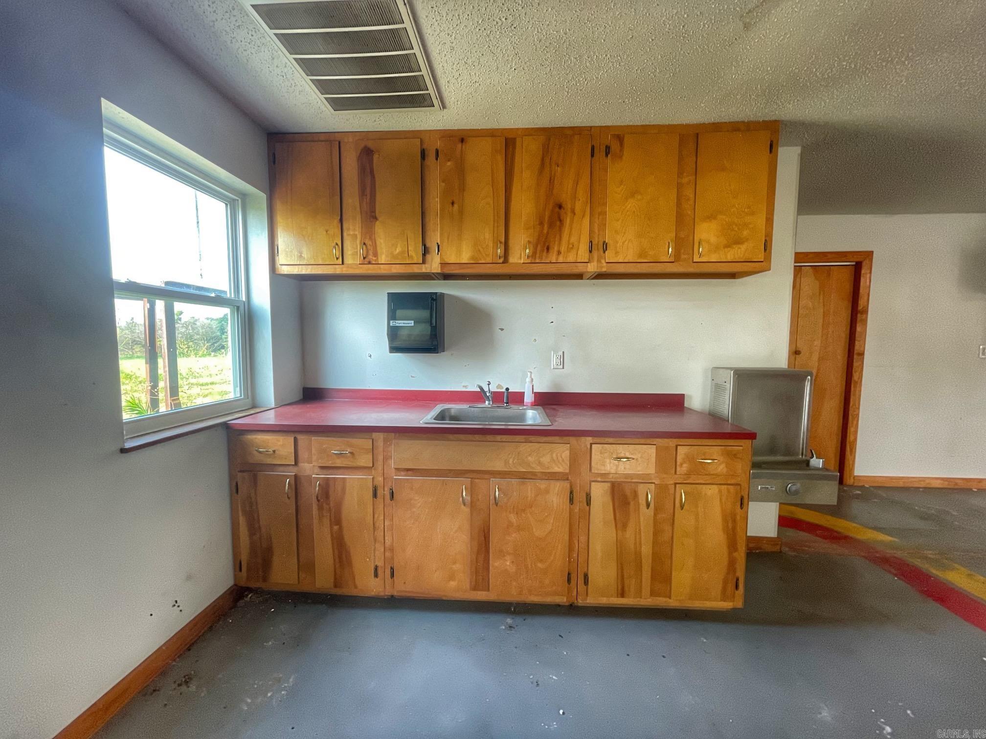 660 Pine Ridge Road Property Photo 17