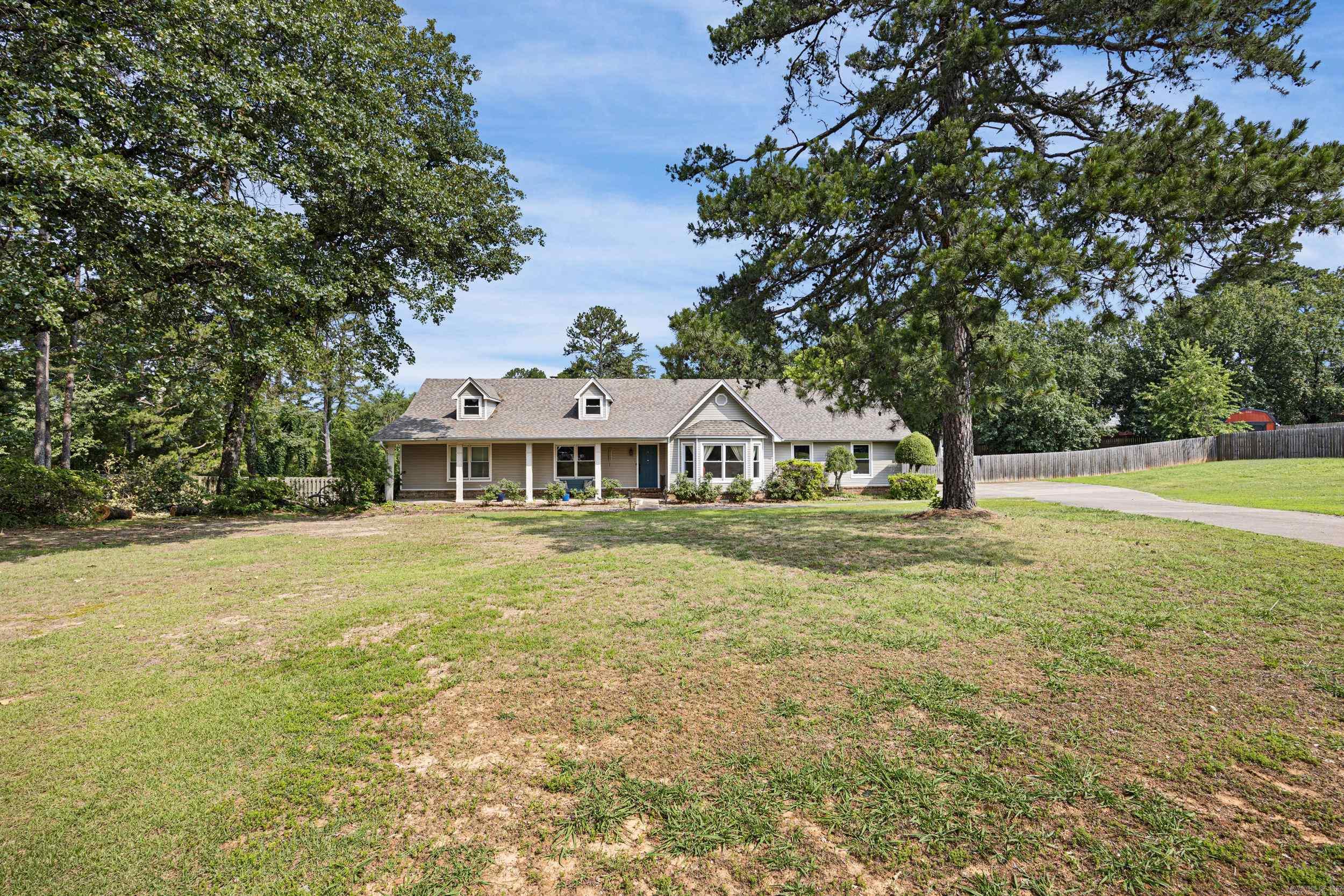 2920 Highland Dr Property Photo 2