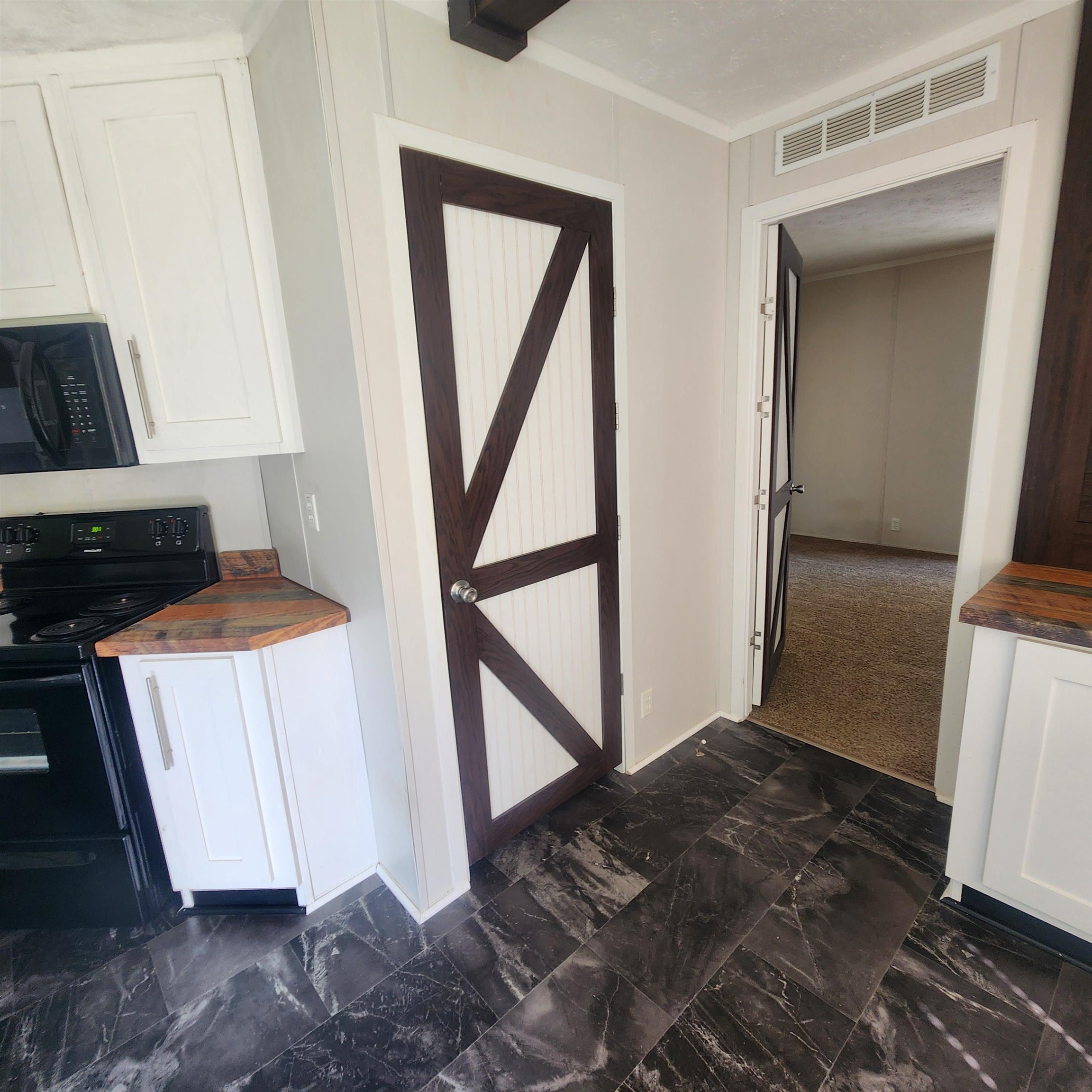 63 Tablerock Road Property Photo 13