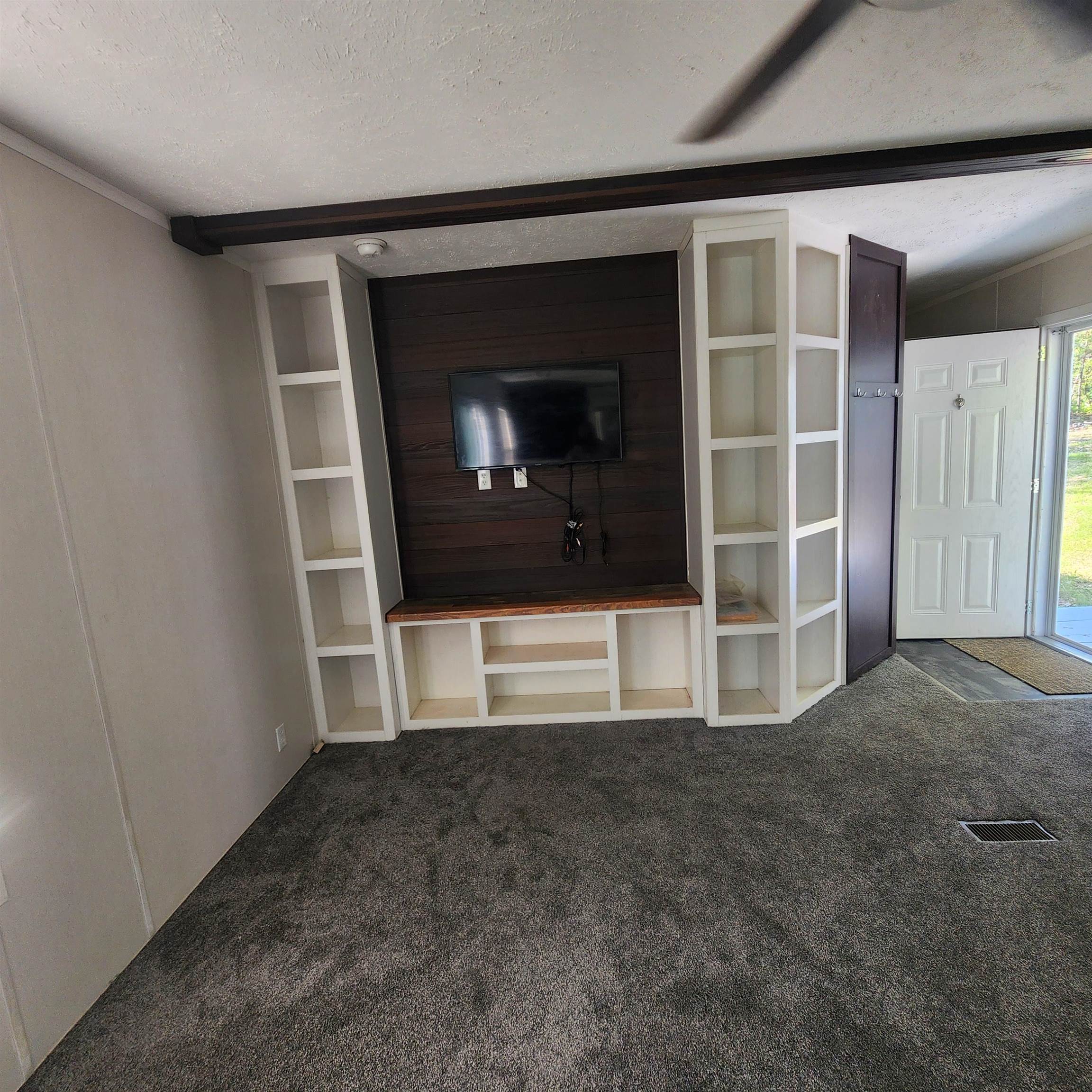 63 Tablerock Road Property Photo 18