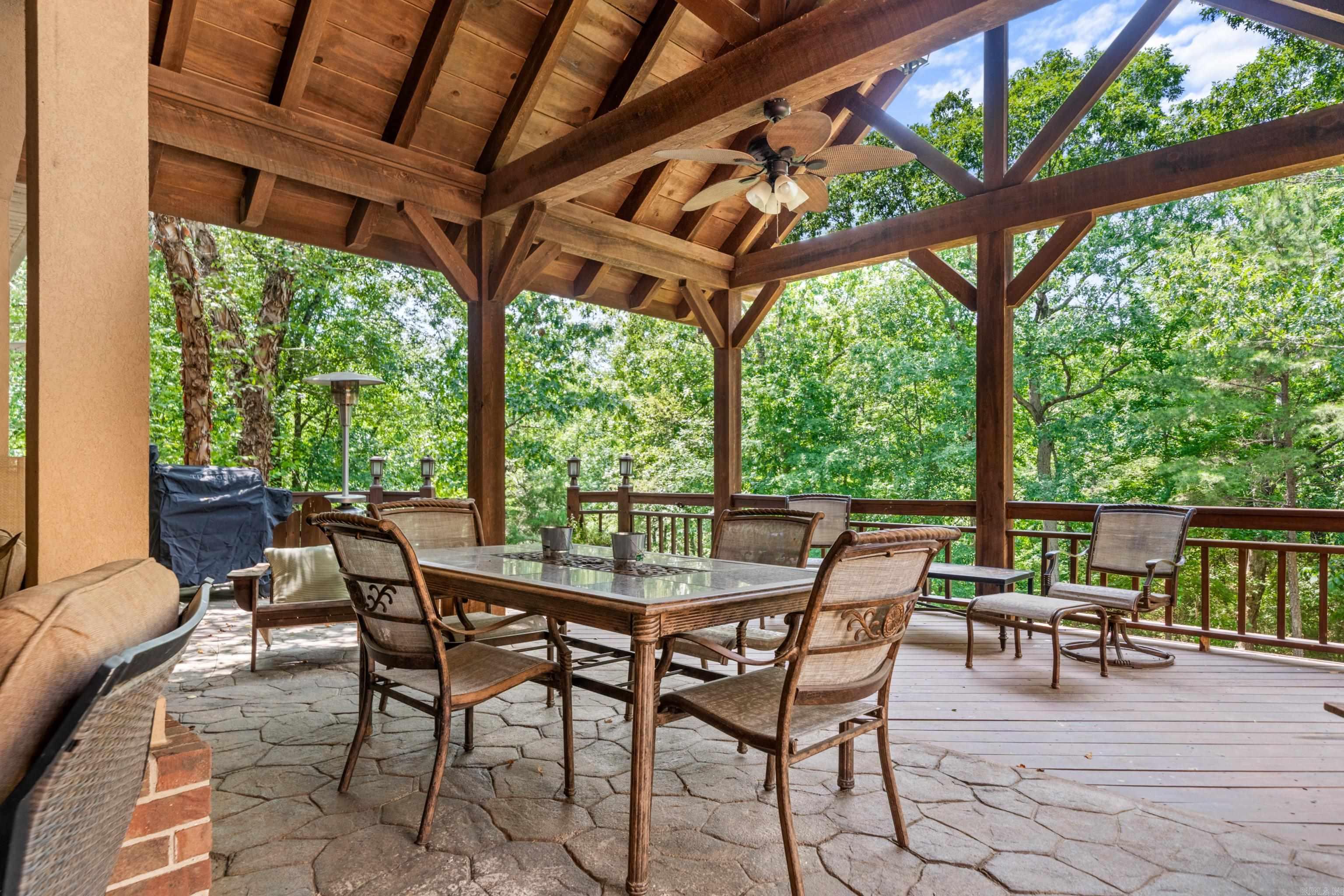 490 Quail Ridge Property Photo 8