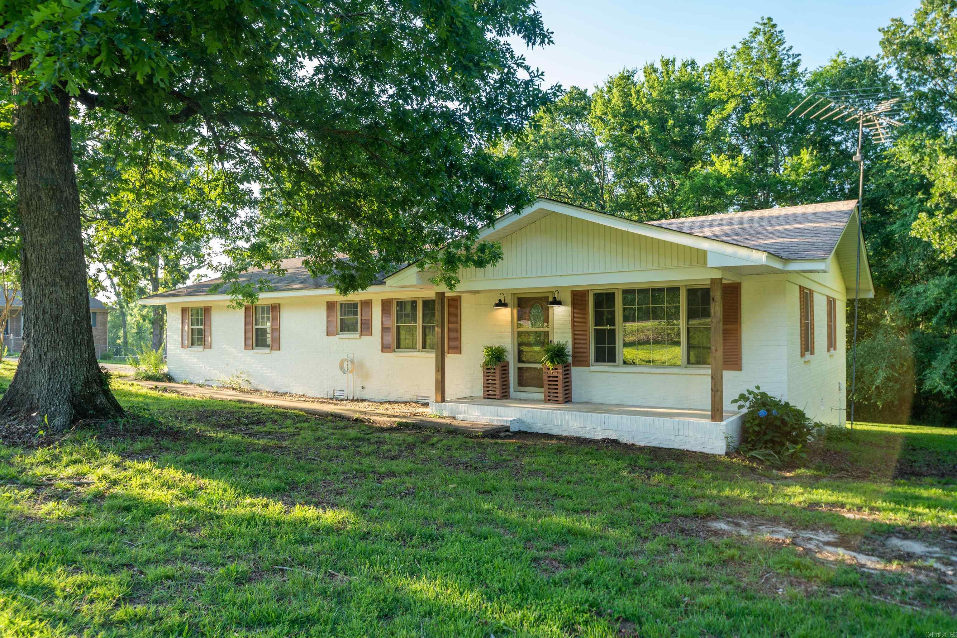 347 Heights Road Property Image