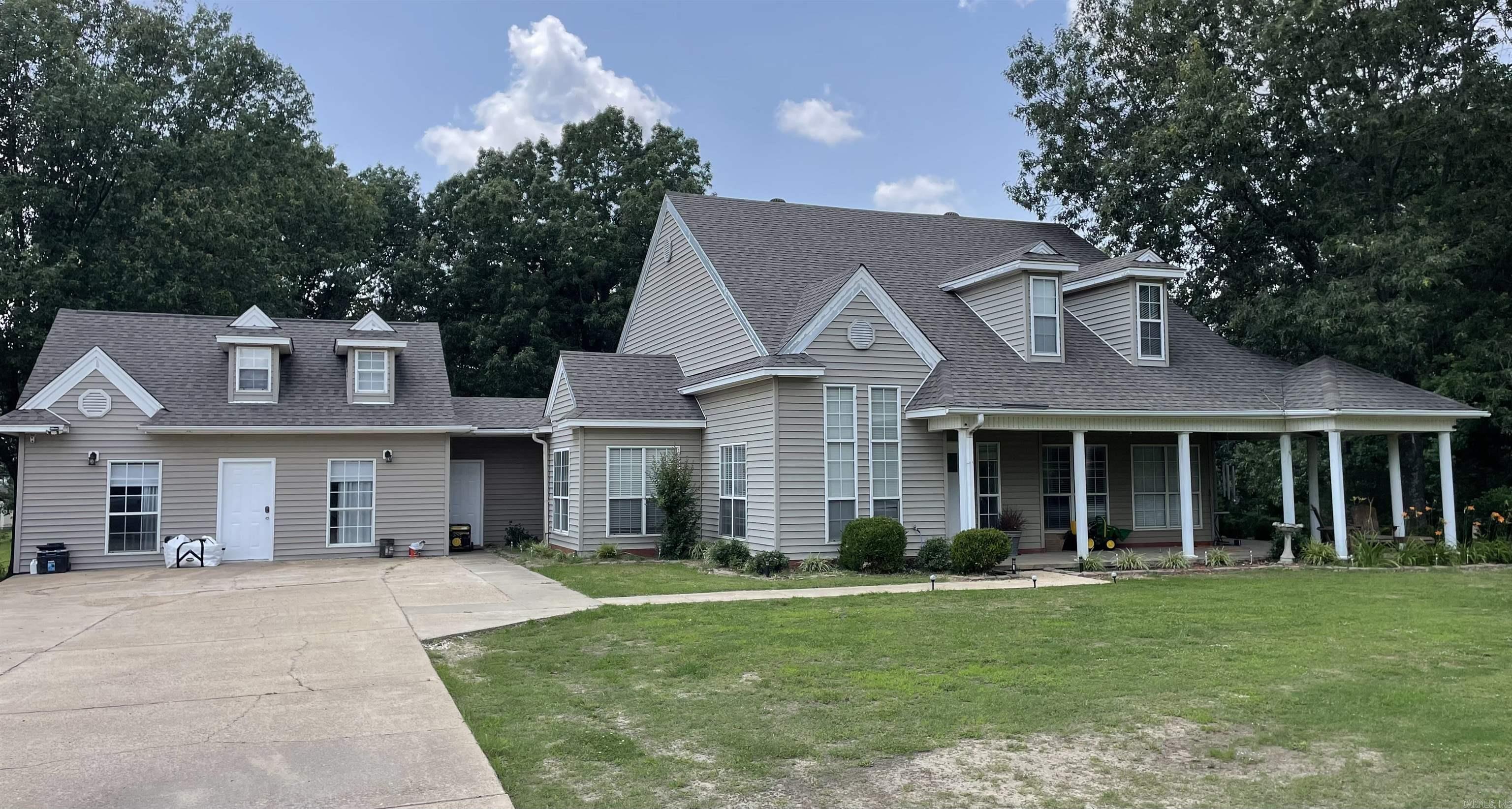 325 County Road 367 Property Photo 1