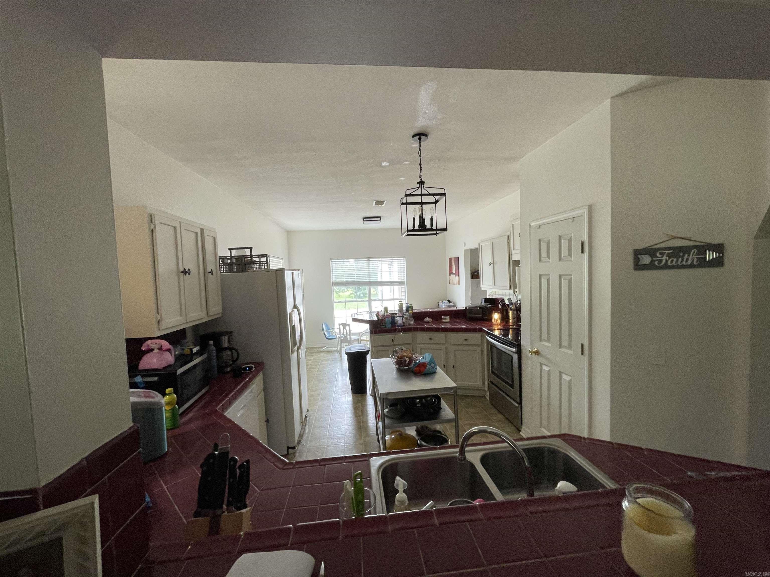 325 County Road 367 Property Photo 10