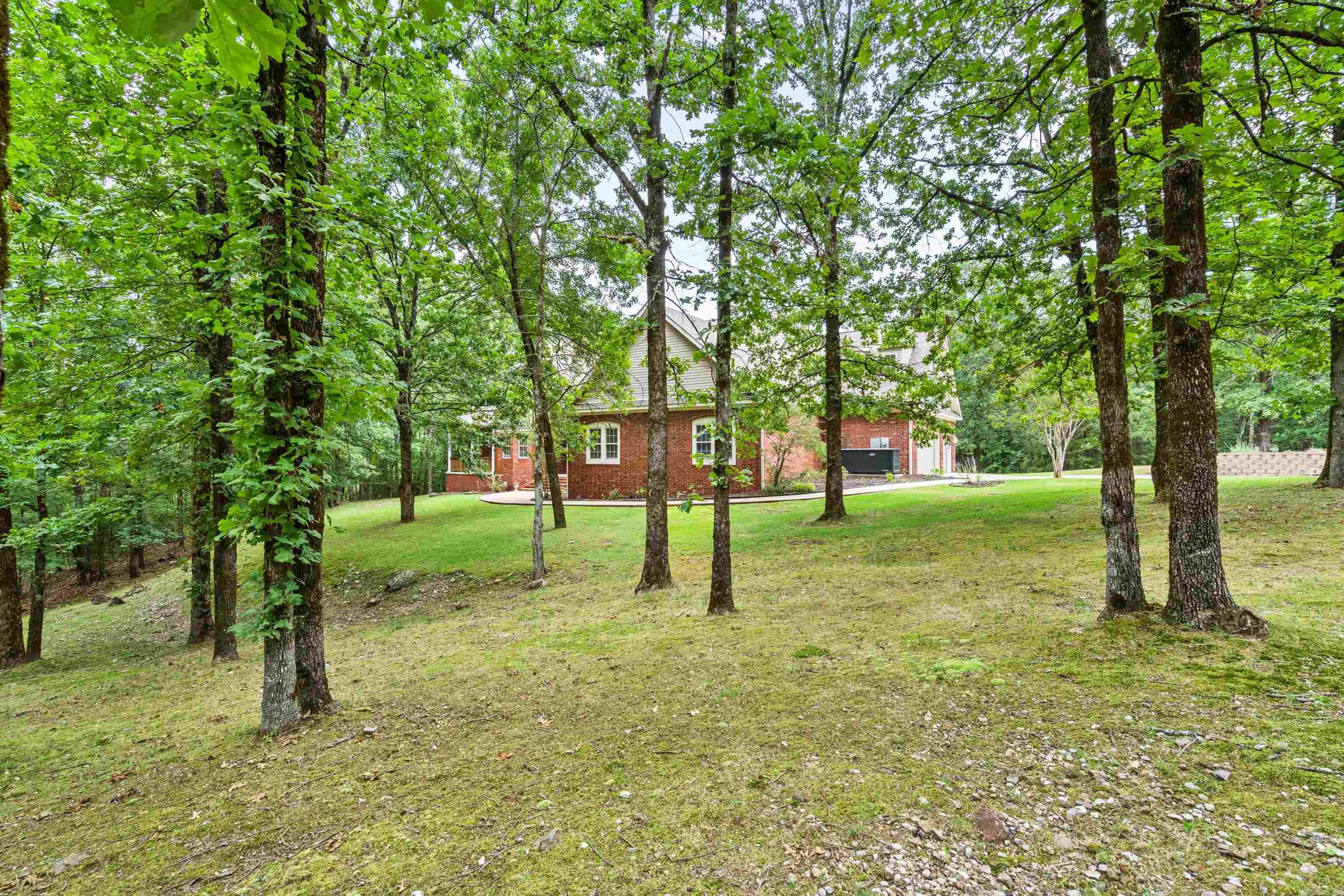 185 HILLSIDE Place Property Image