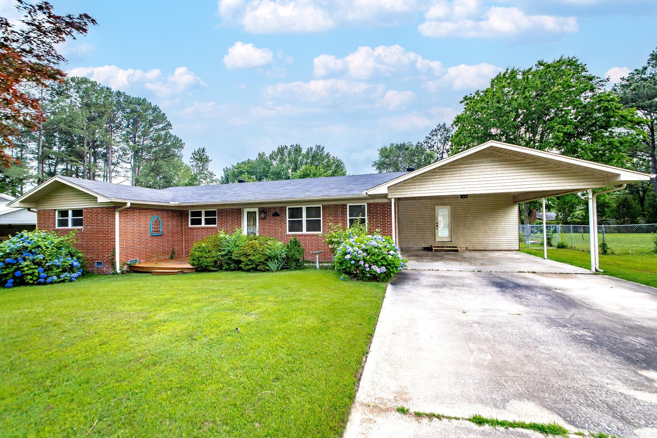 416 Sunset Drive Property Photo 1