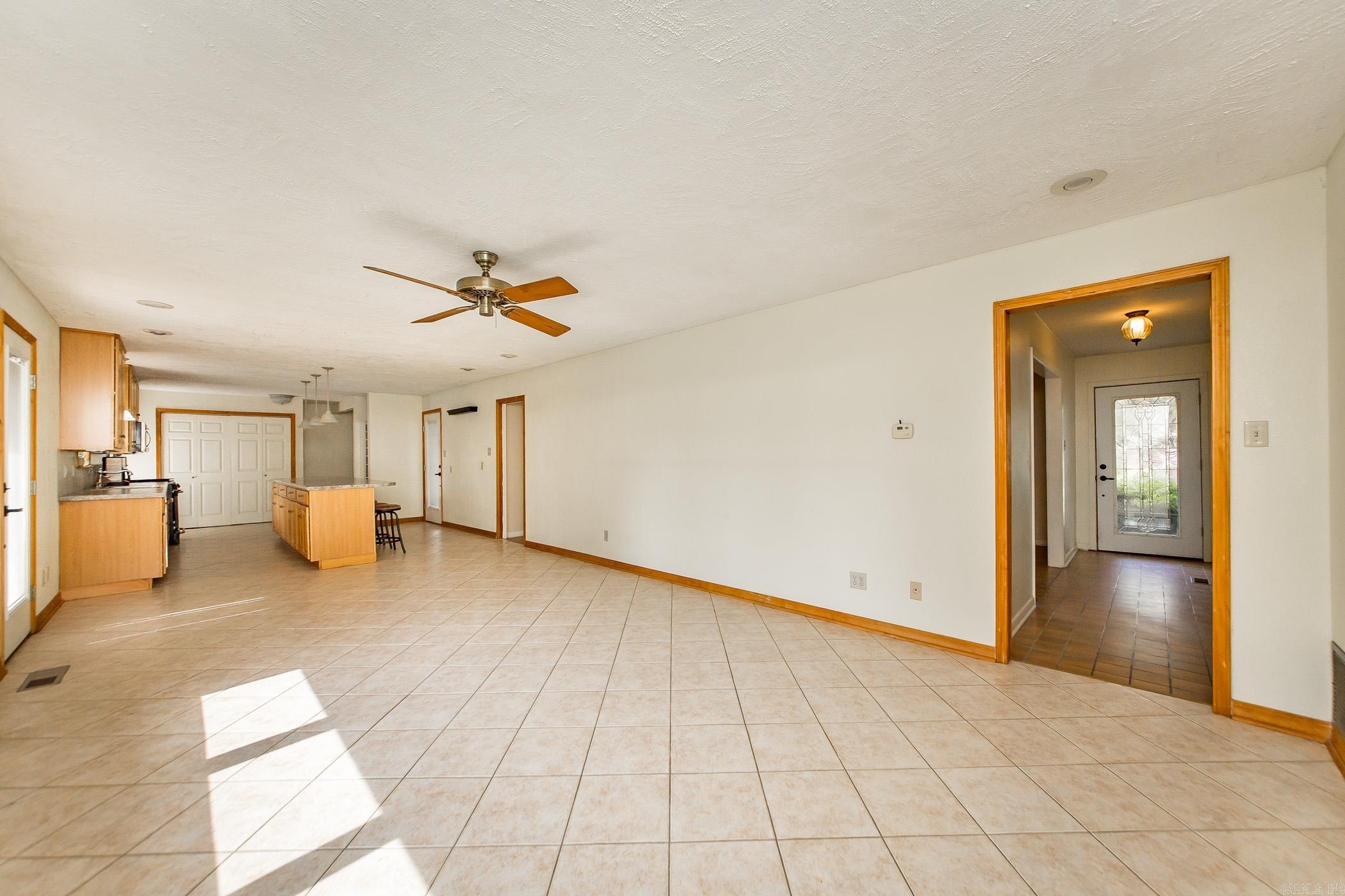 416 Sunset Drive Property Photo 8