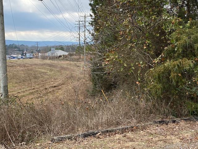 10-4n-17w Fourche Avenue Property Photo 5