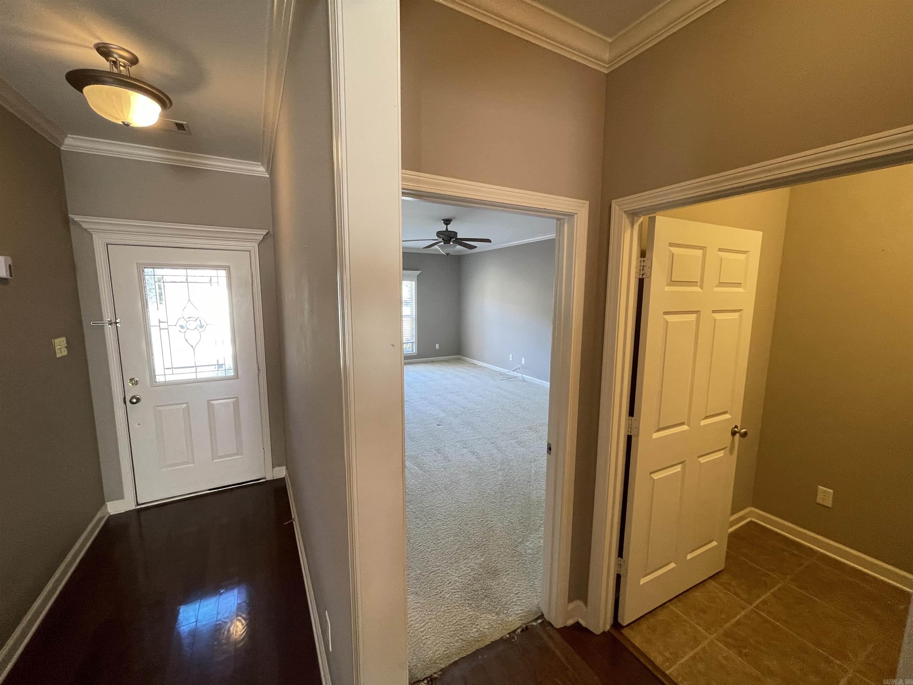 1756 White Oak Lane Property Photo 5